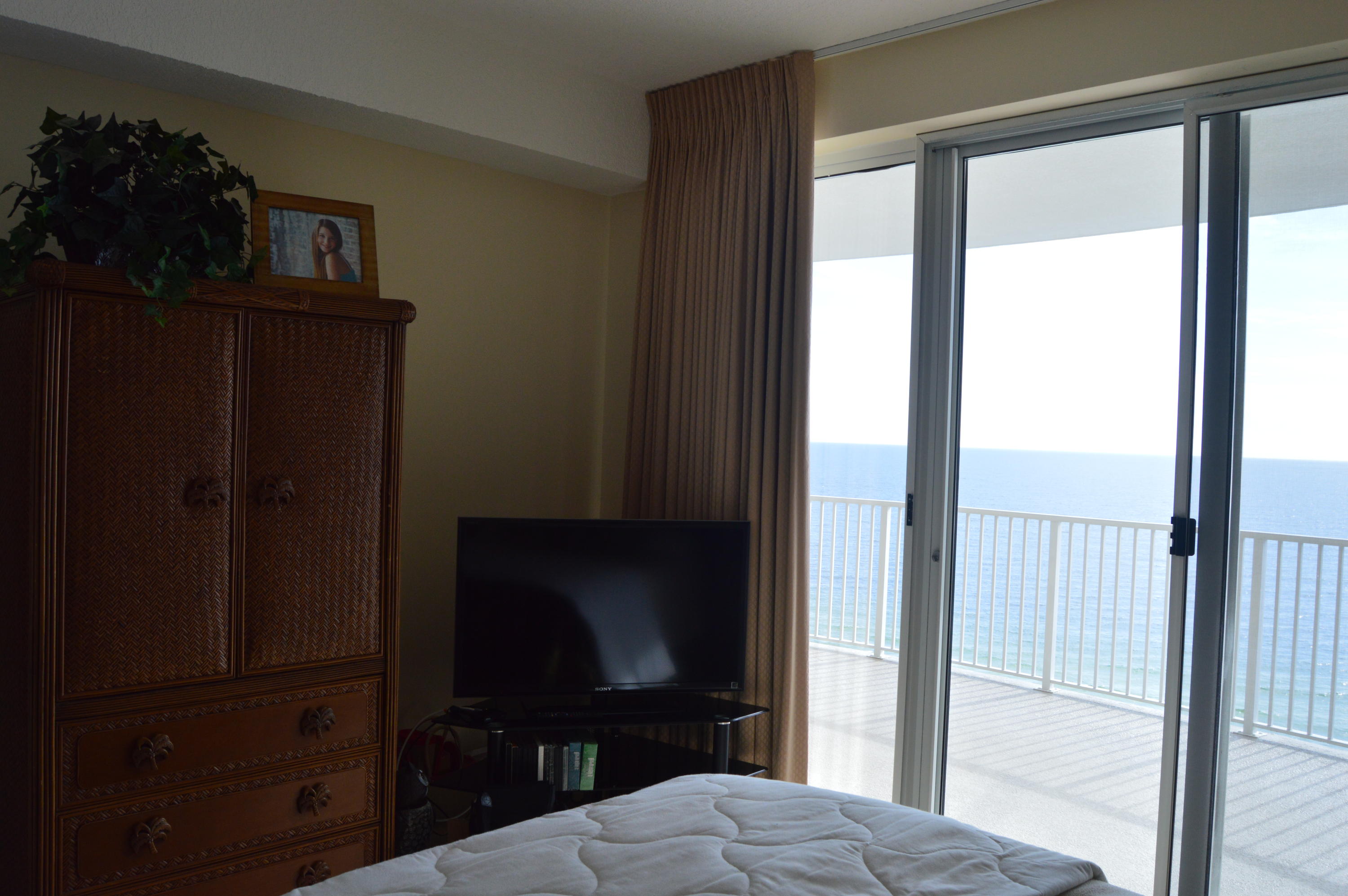 OCEAN VILLA - Residential