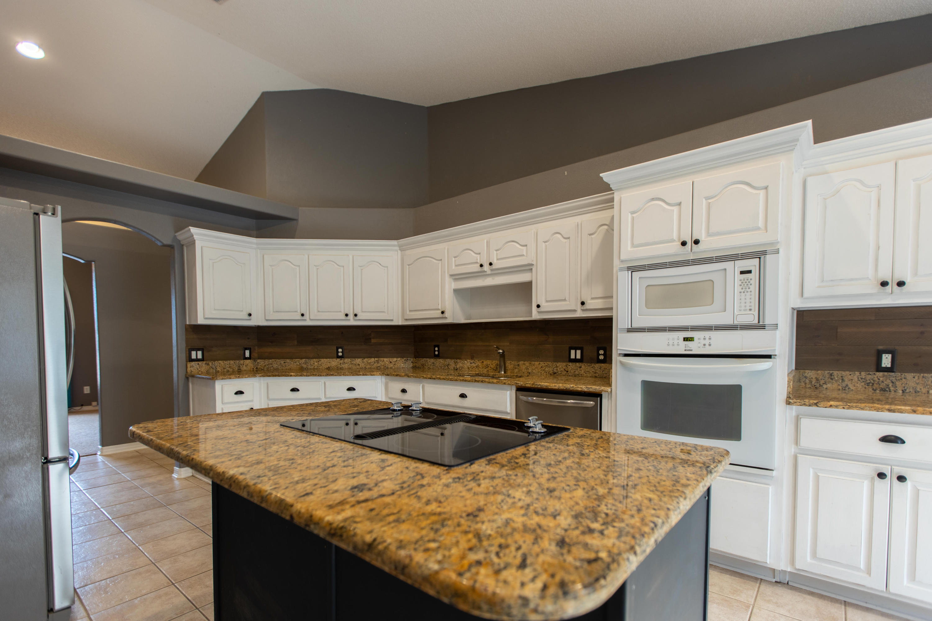 HOLLEY BY THE SEA - Residential