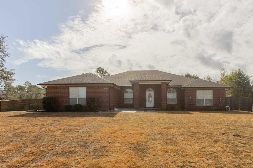 This 2700 sq ft, 4 bedroom/3 baths home sits on a corner lot. Home features large open kitchen with maple cabinets, granite countertops, and an island cooktop with downdraft vent. The kitchen flows into the spacious Family Room with corner fireplace and vaulted ceilings. The master bath has tile shower, garden tub and double vanity and a huge walk-in closet. Also, the home features an elegant formal dining room and a formal living room. Bring the family and enjoy the house and all of the amenities that the multi-million dollar Holley By The Sea Recreation Center has to offer.New Roof to be installed prior to Closing