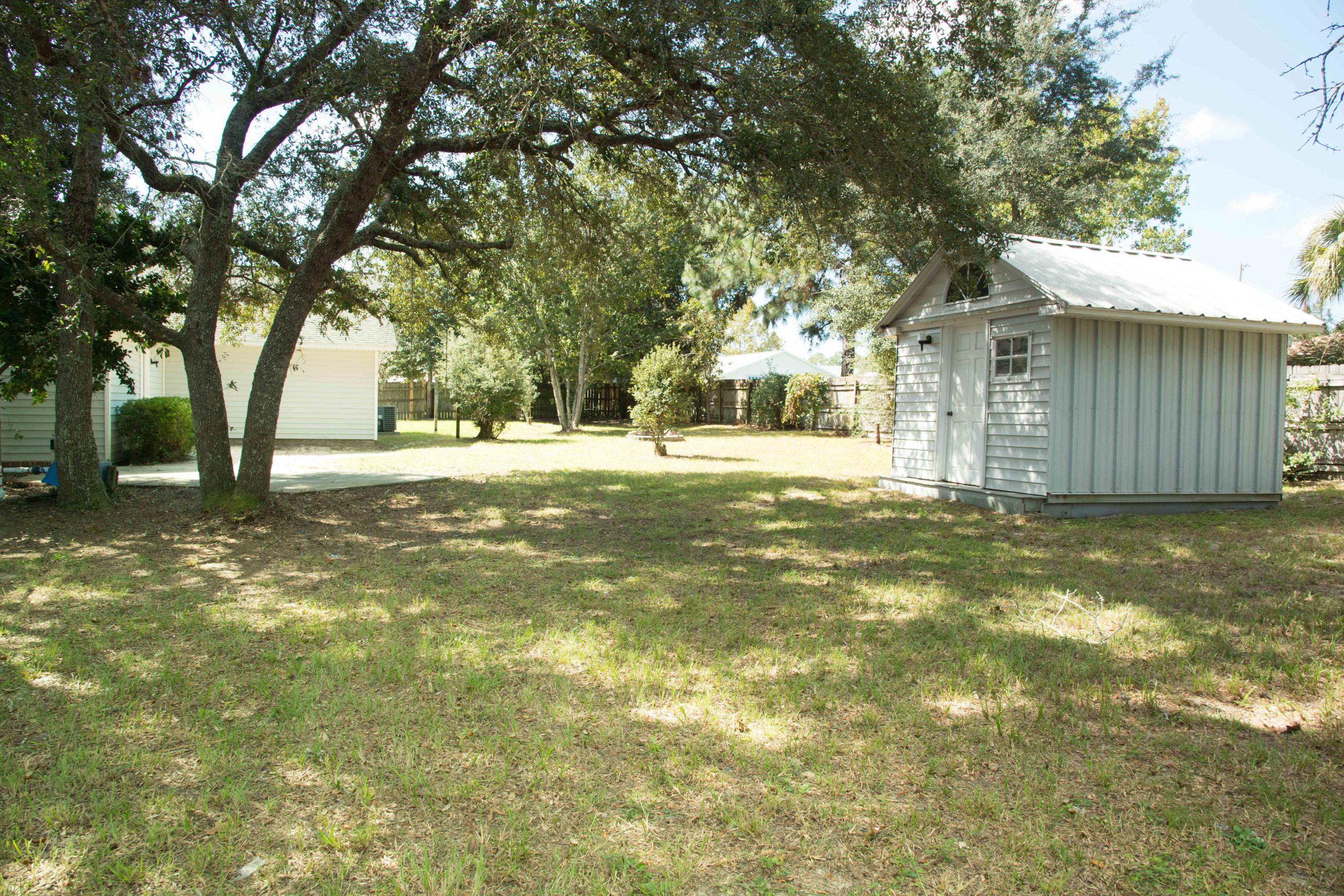 EAST BAY RIVER ESTATES 2ND ADDN - Residential Lease