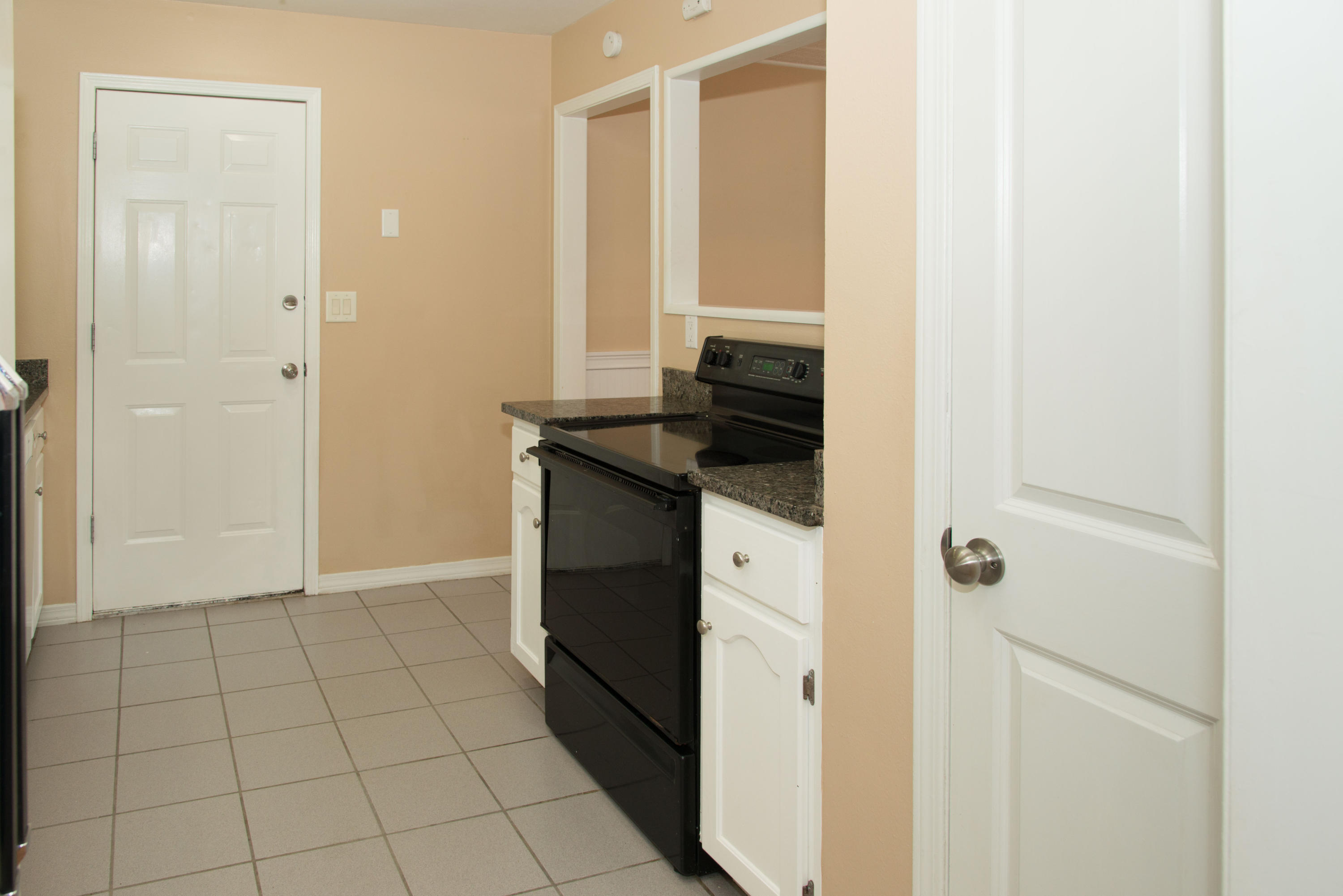 EAST BAY RIVER ESTATES 2ND ADDN - Residential Lease