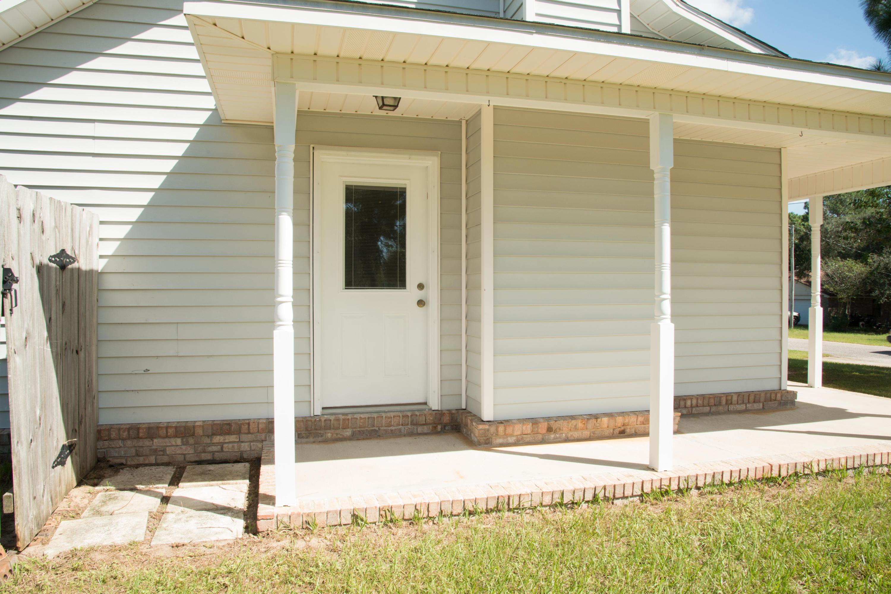 EAST BAY RIVER ESTATES 2ND ADDN - Residential Lease