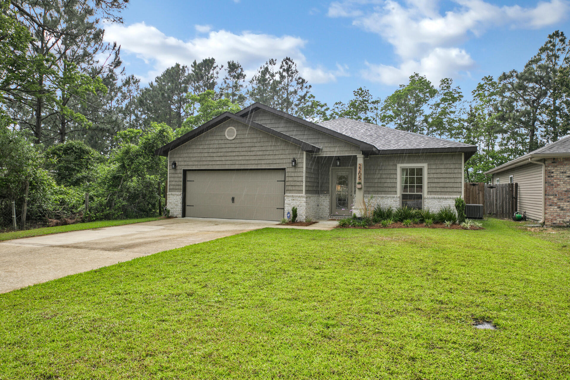 CRESCENT SHORES - Residential