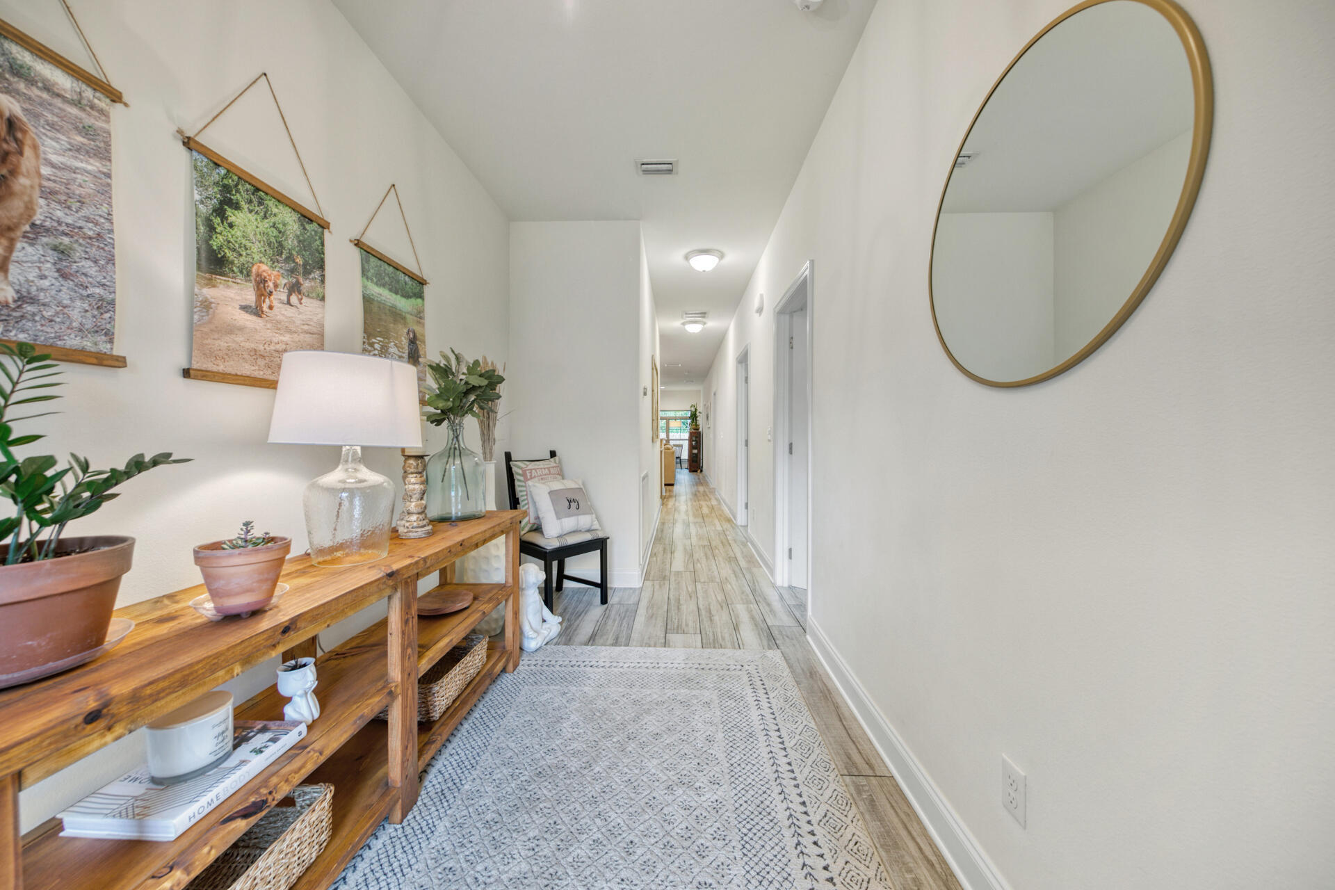 CRESCENT SHORES - Residential