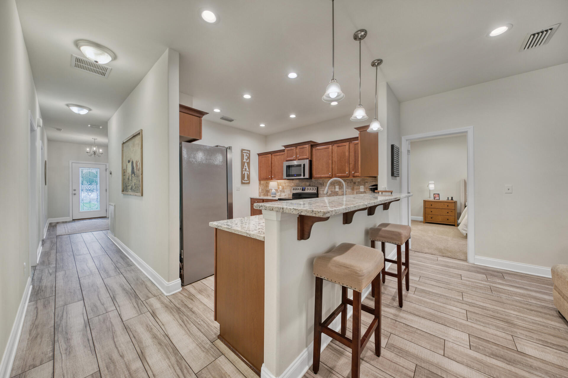 CRESCENT SHORES - Residential