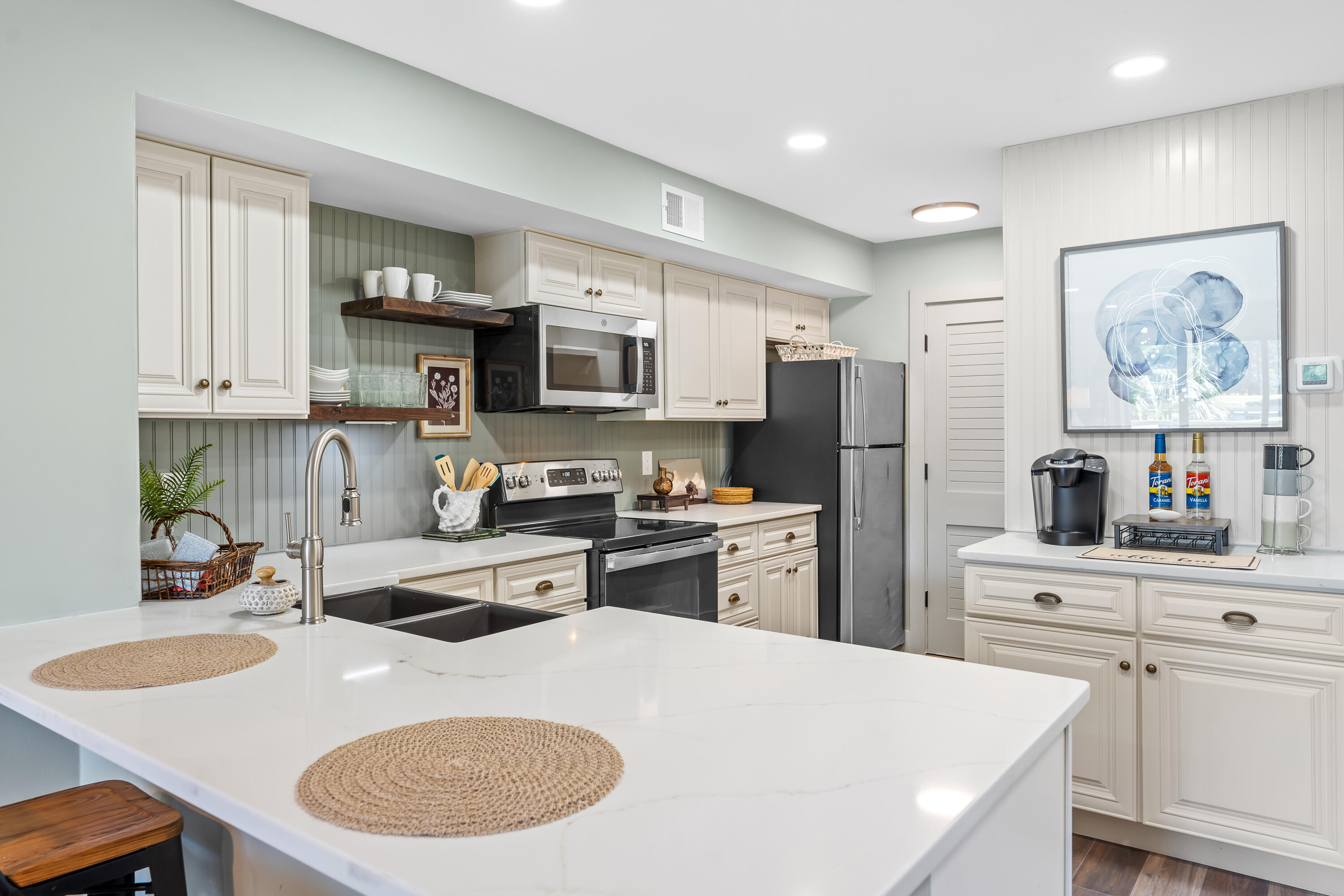 HARBOUR POINT CONDOSandestin Golf and Beach Resort - Residential