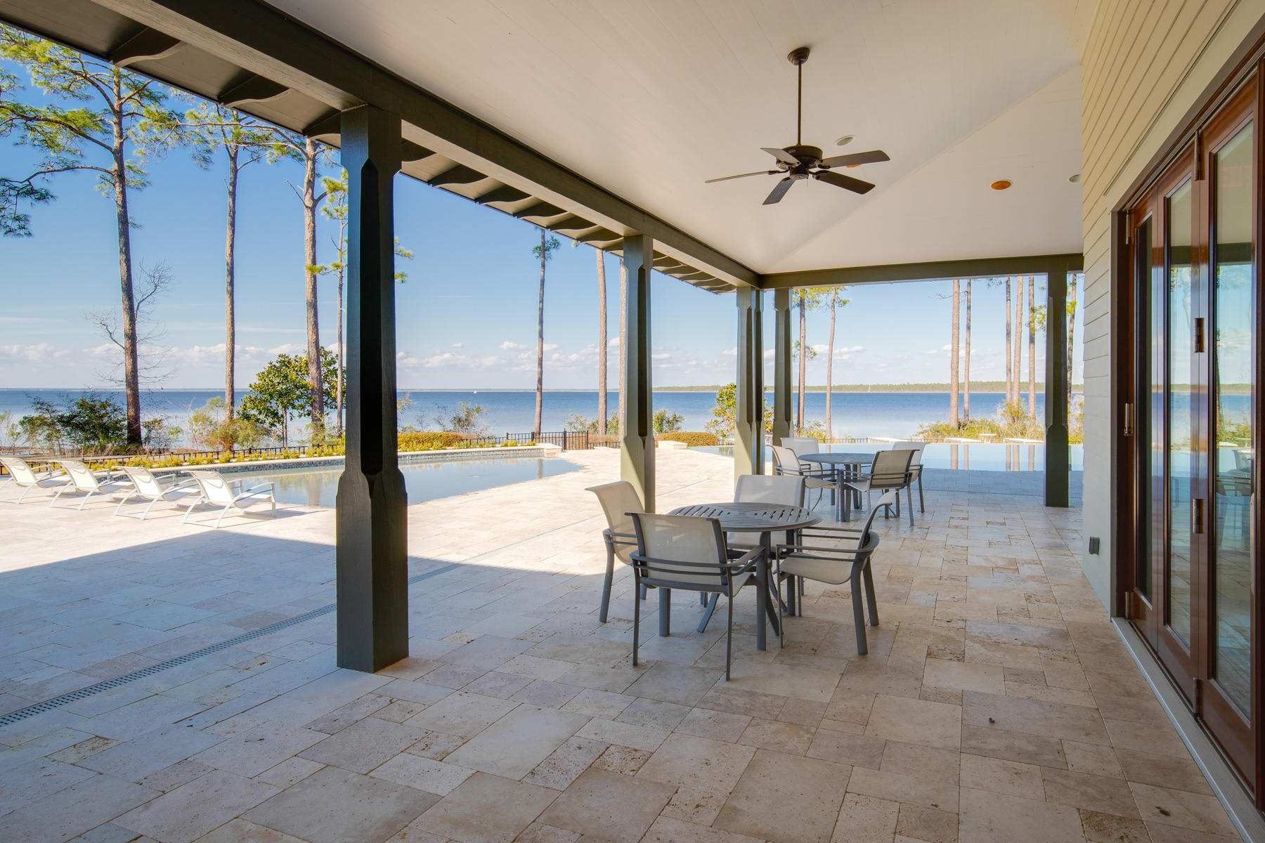 CHURCHILL OAKS - Residential