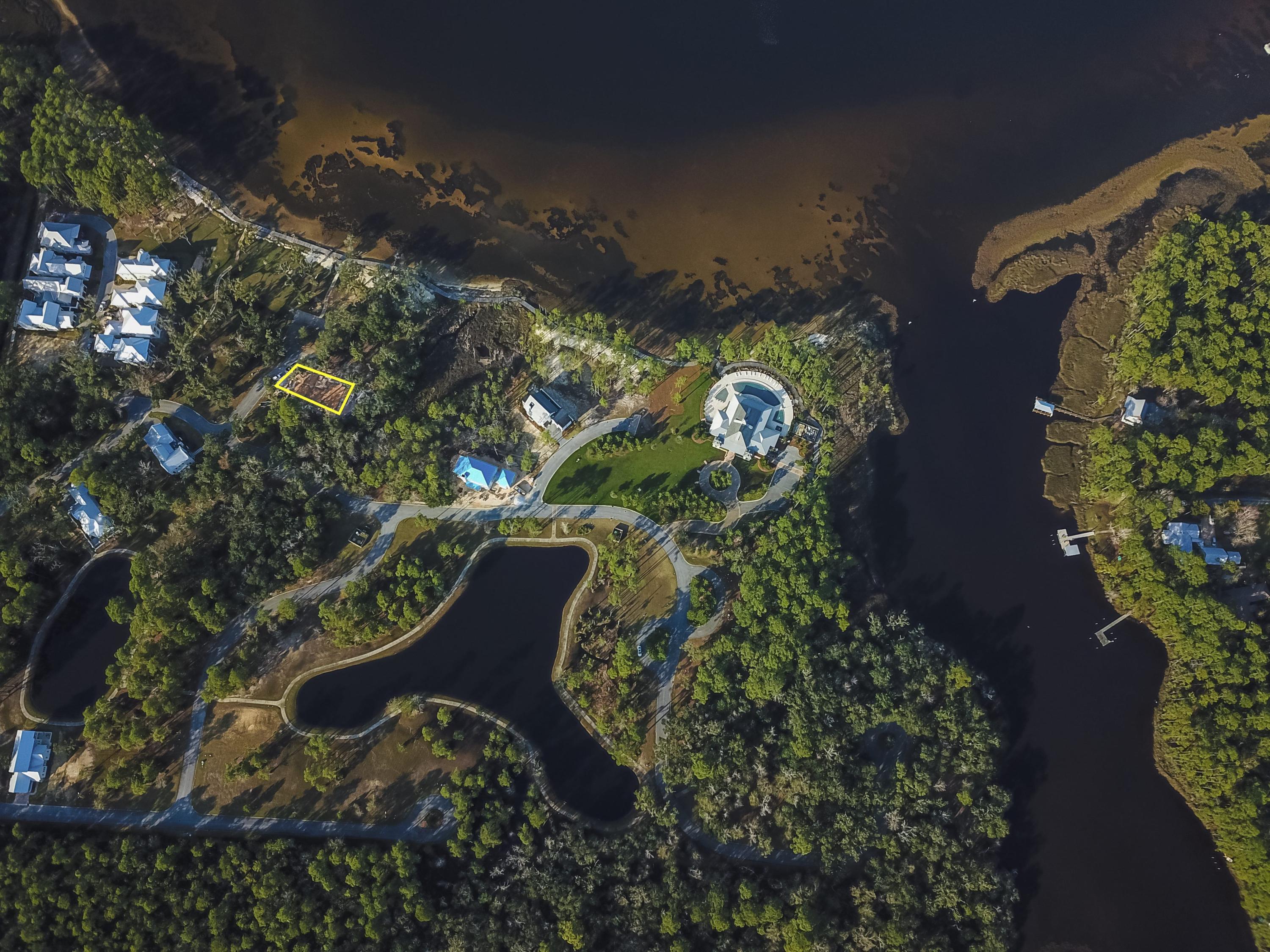 CHURCHILL OAKS - Residential