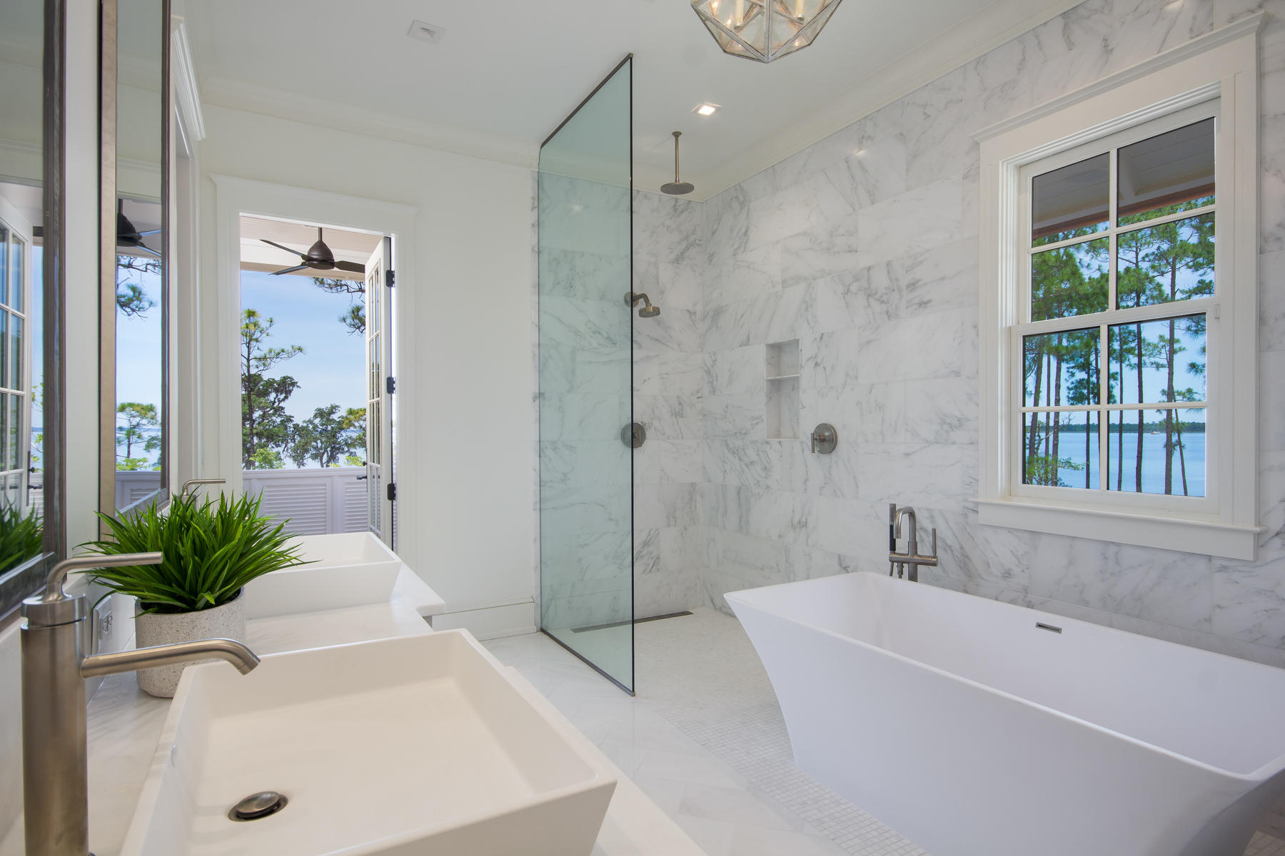 CHURCHILL OAKS - Residential