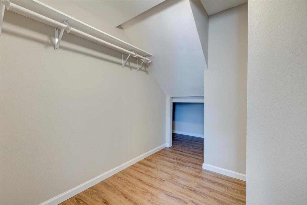 BRISTOL PARK - Residential