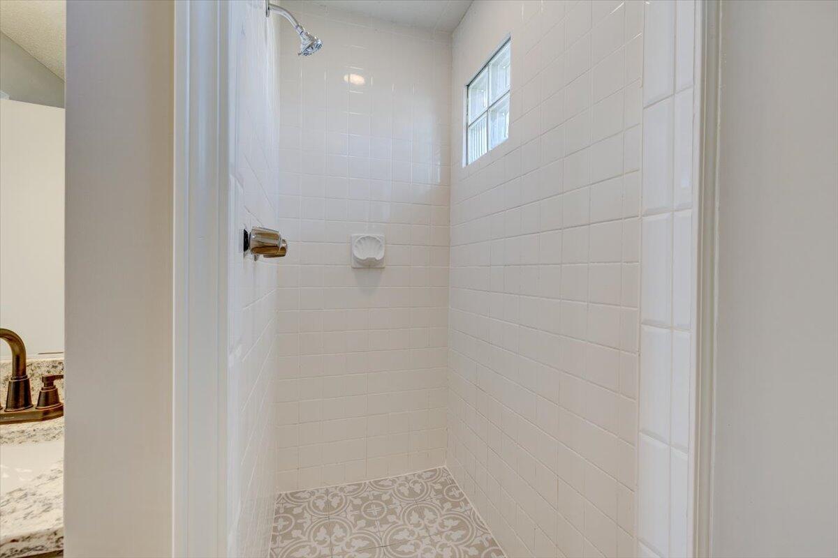 BRISTOL PARK - Residential