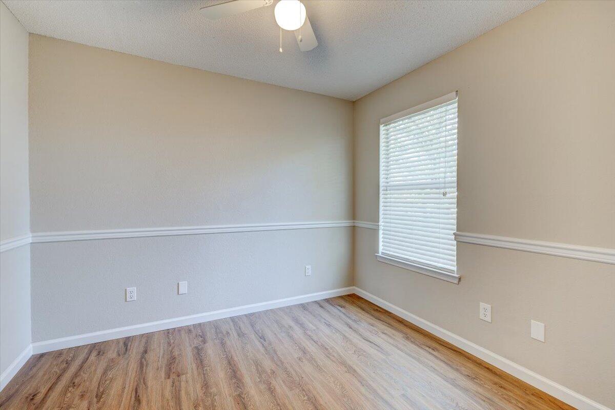 BRISTOL PARK - Residential