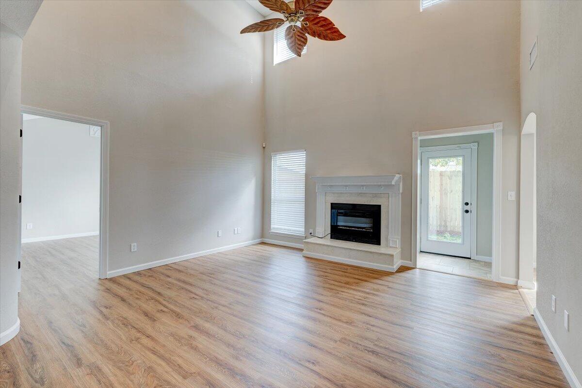 BRISTOL PARK - Residential