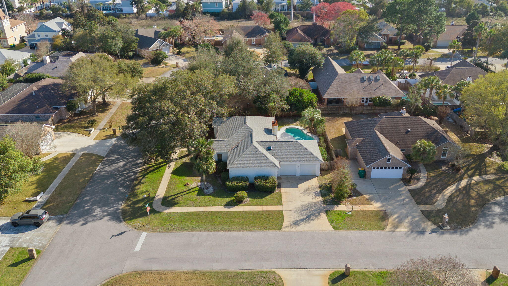 EMERALD BREEZE ESTATES - Residential