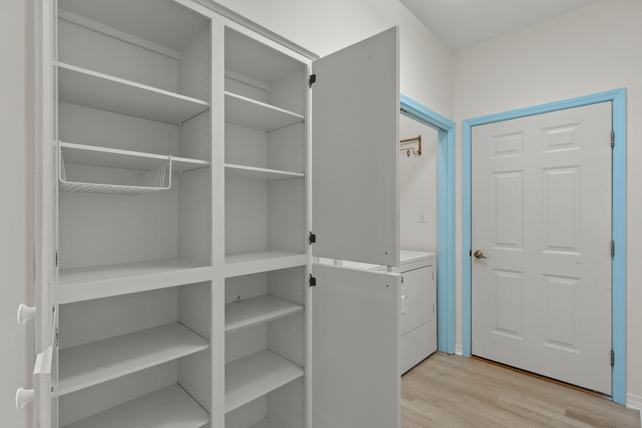 EMERALD BREEZE ESTATES - Residential