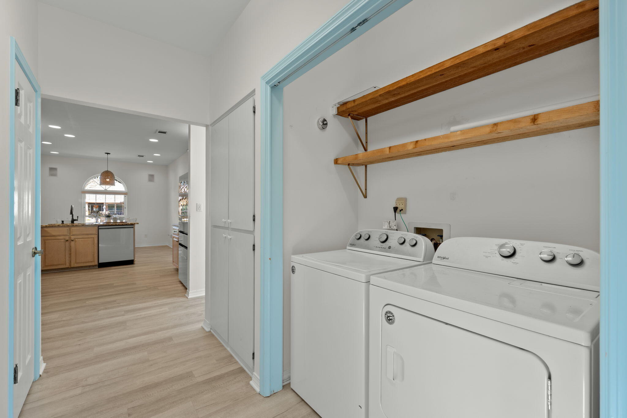 EMERALD BREEZE ESTATES - Residential