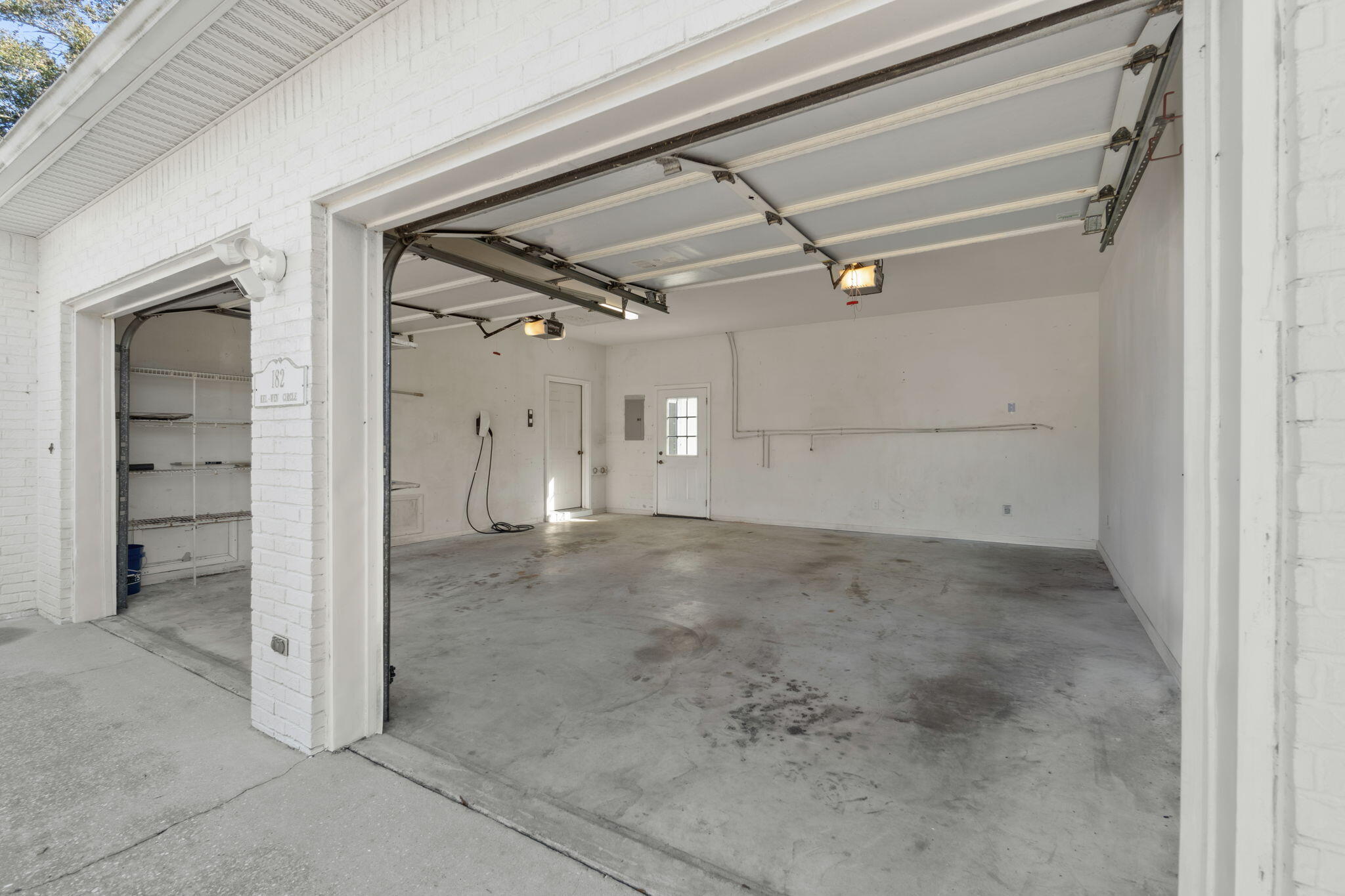 EMERALD BREEZE ESTATES - Residential