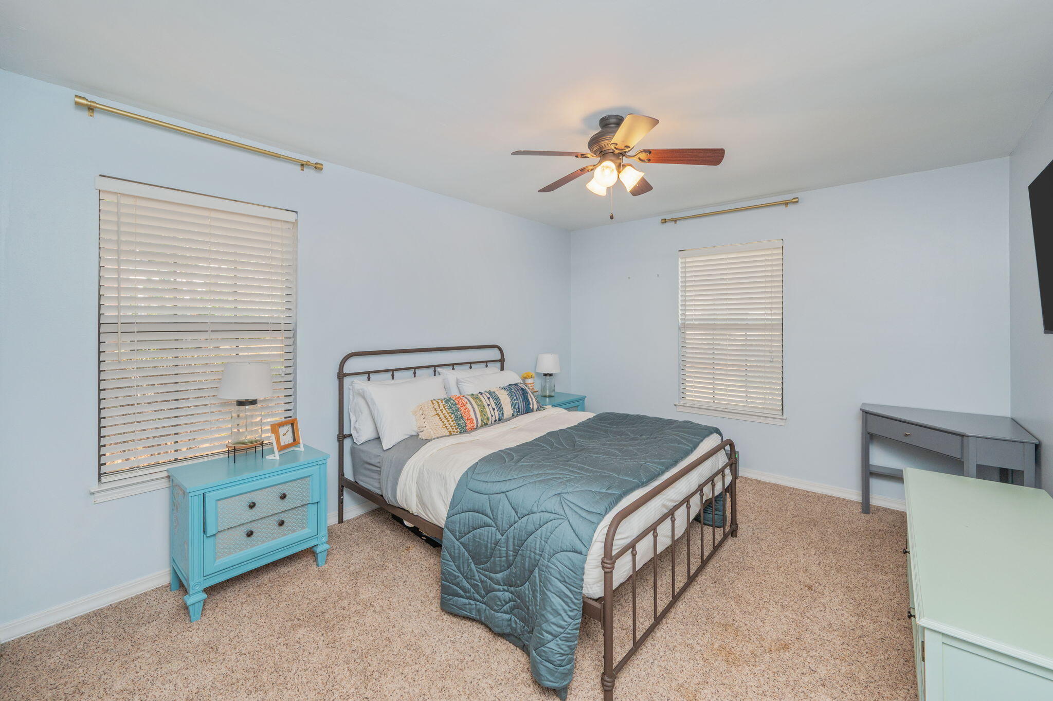 WINDWARD PH 5 - Residential