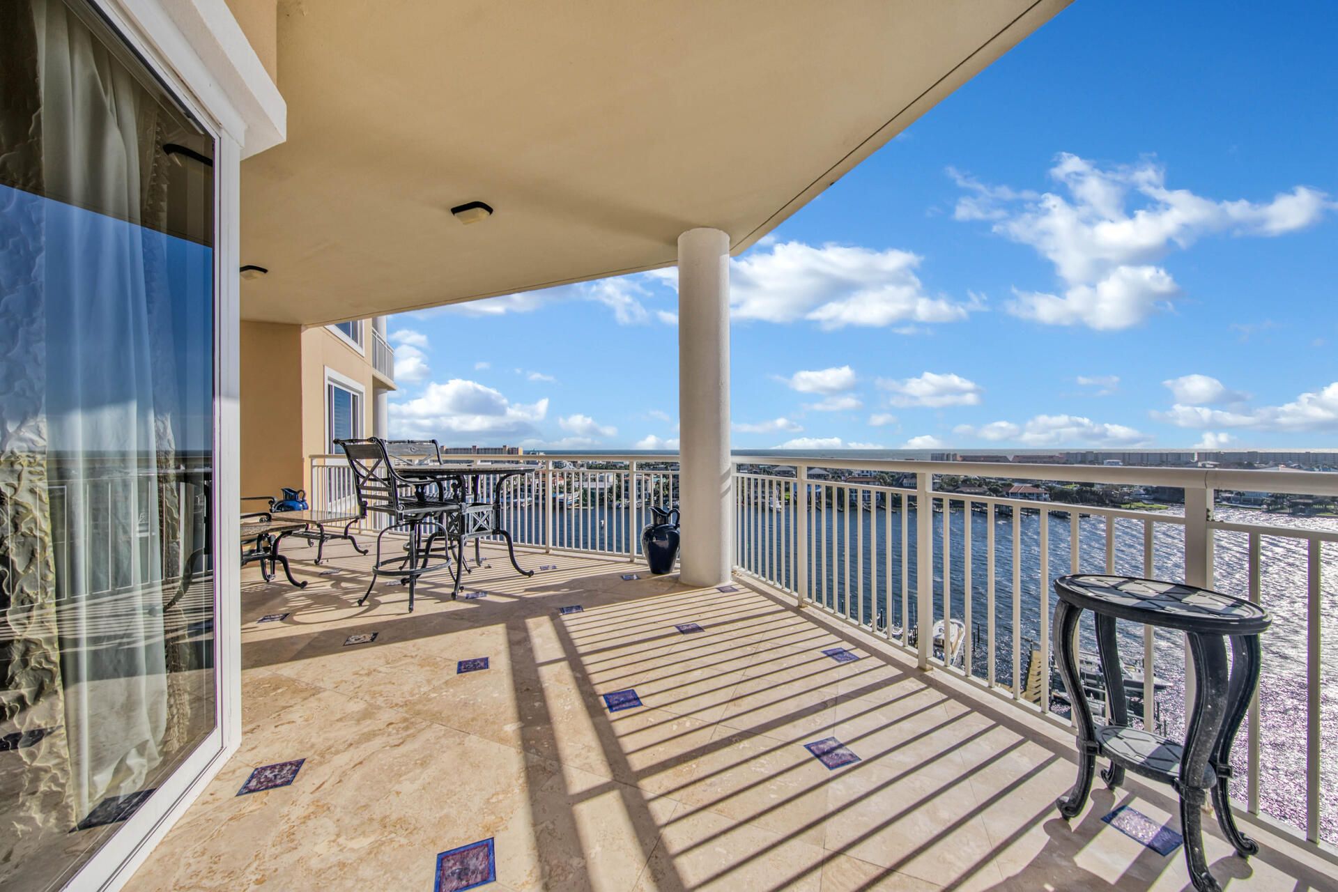 GRAND HARBOR - Residential