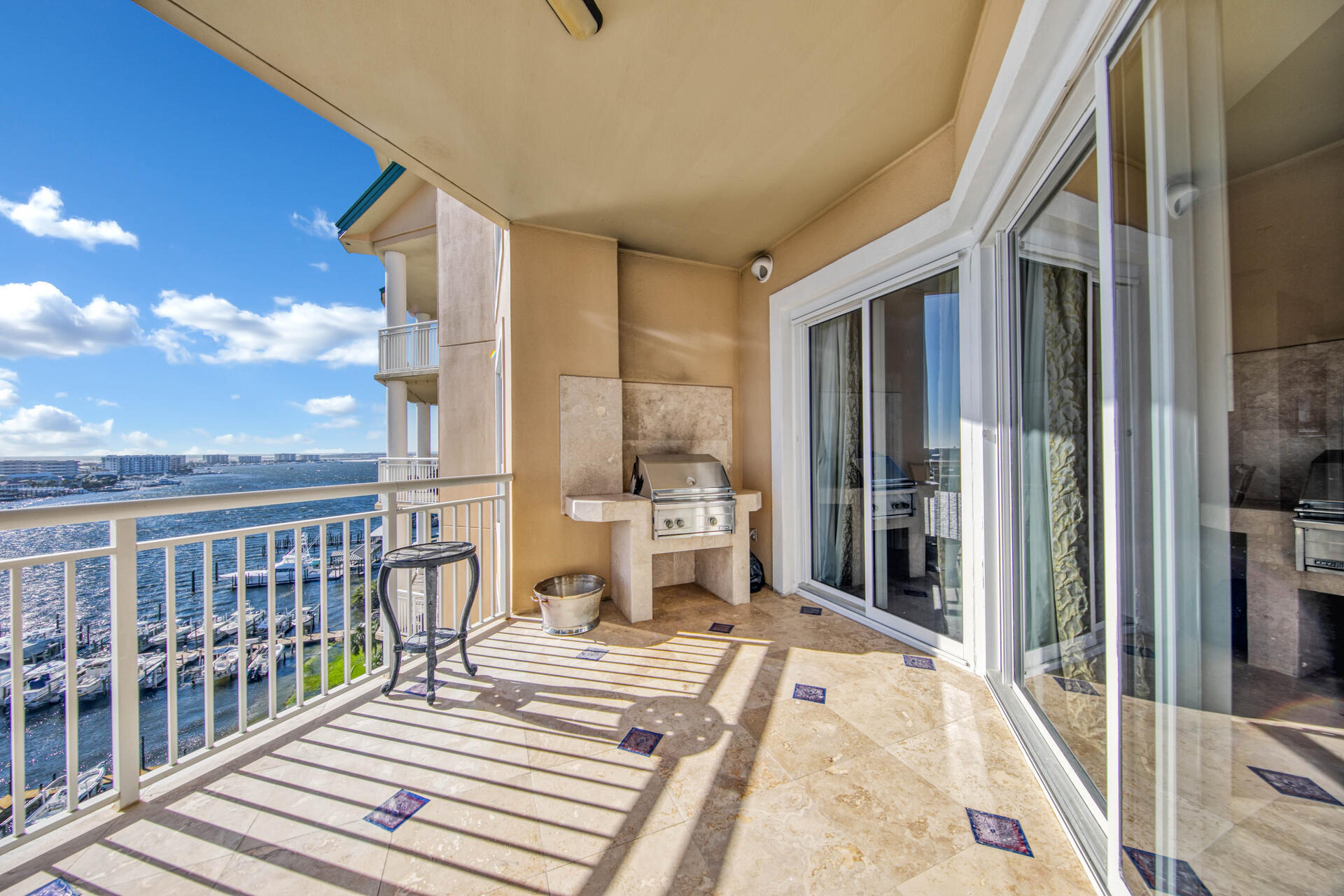 GRAND HARBOR - Residential