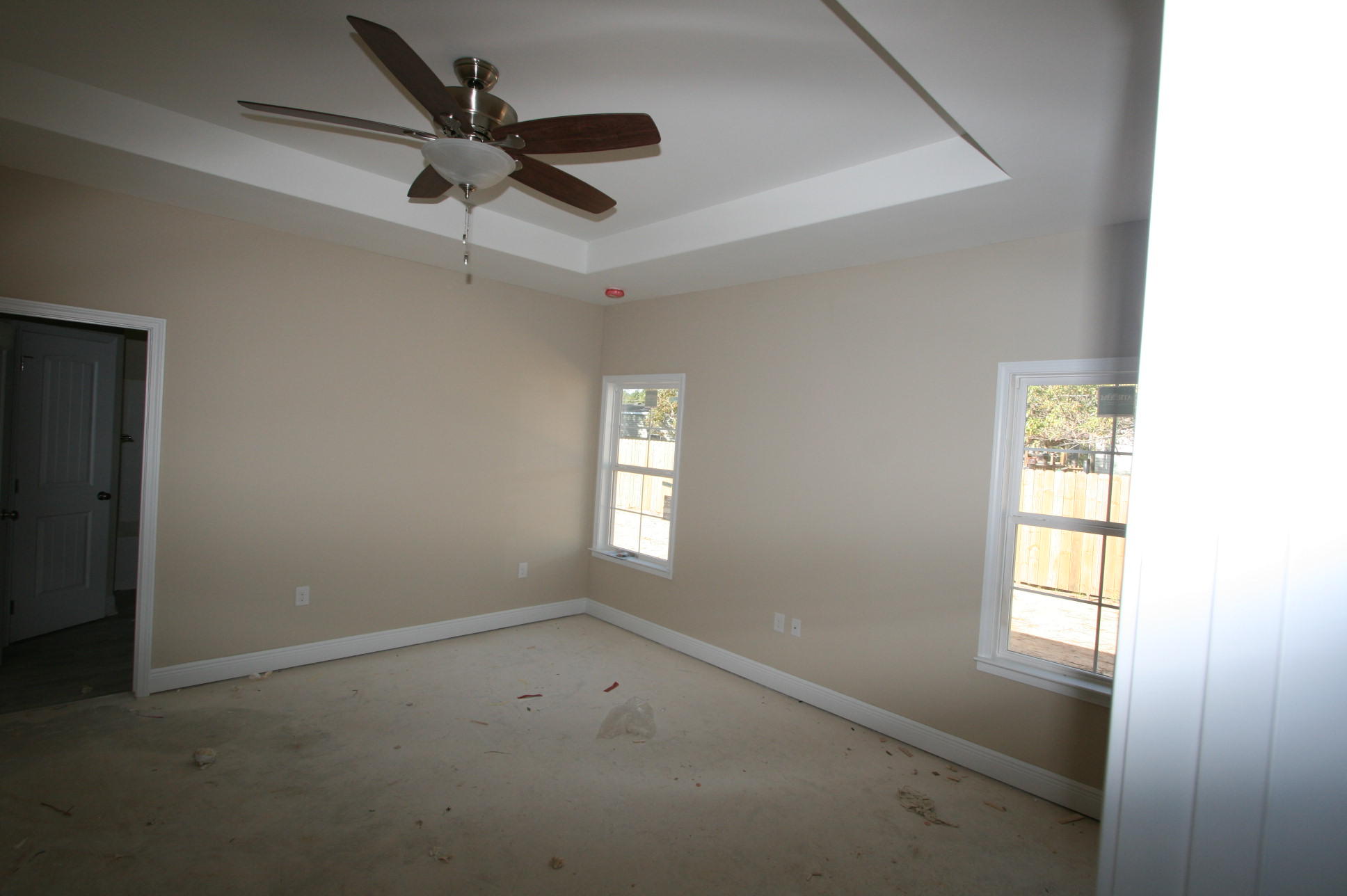 CRESCENT SHORES - Residential