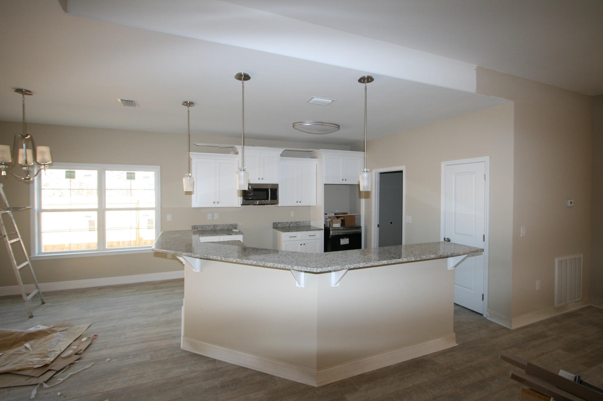 CRESCENT SHORES - Residential