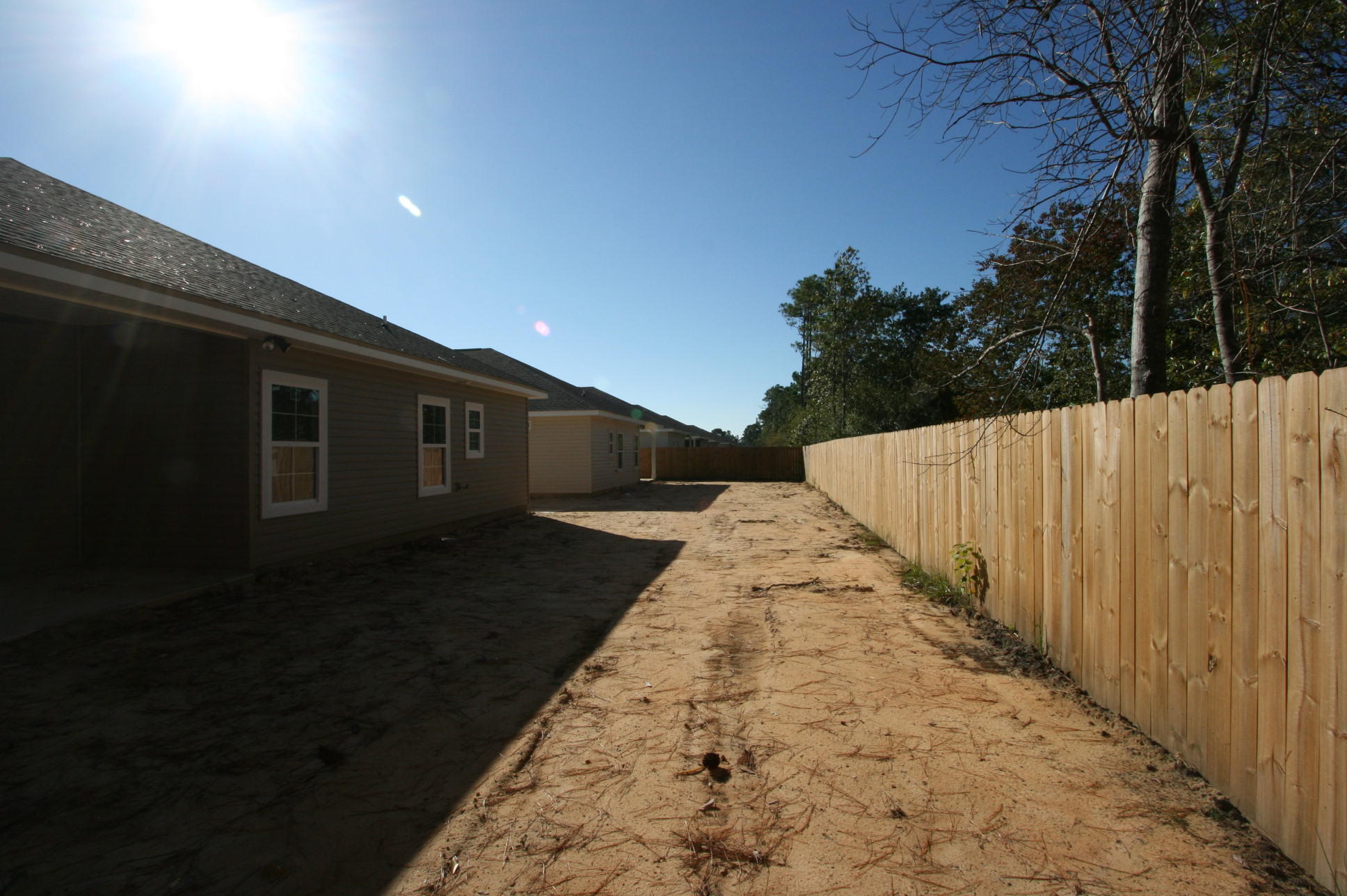 CRESCENT SHORES - Residential