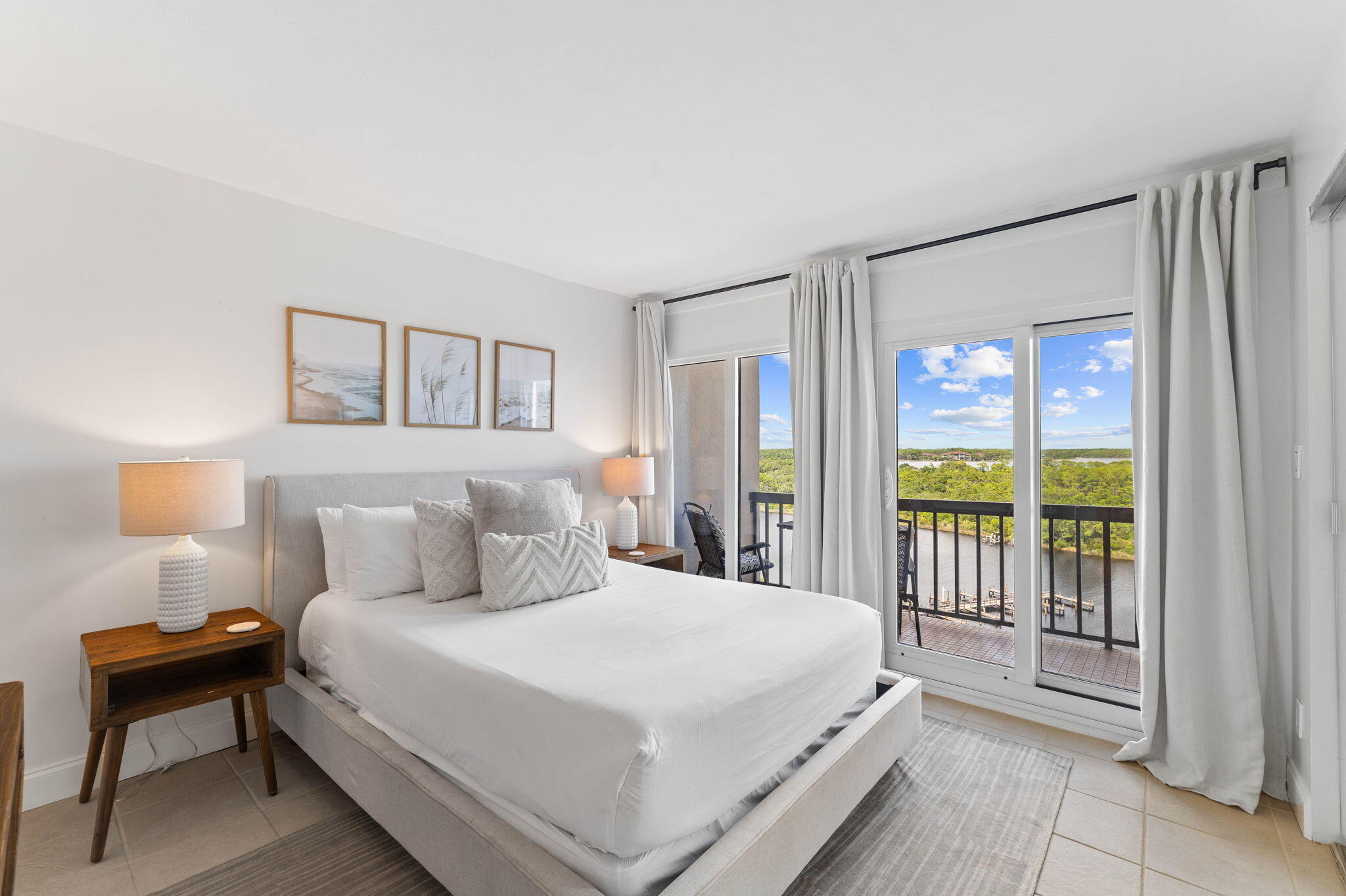 PINNACLE PORT - Residential