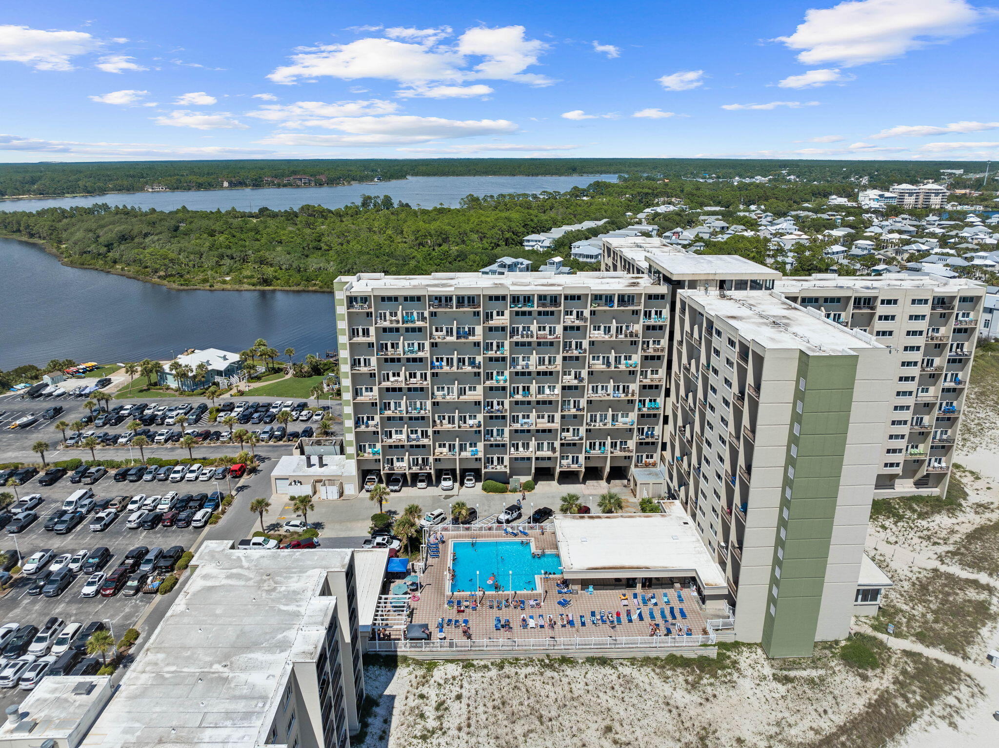 PINNACLE PORT - Residential