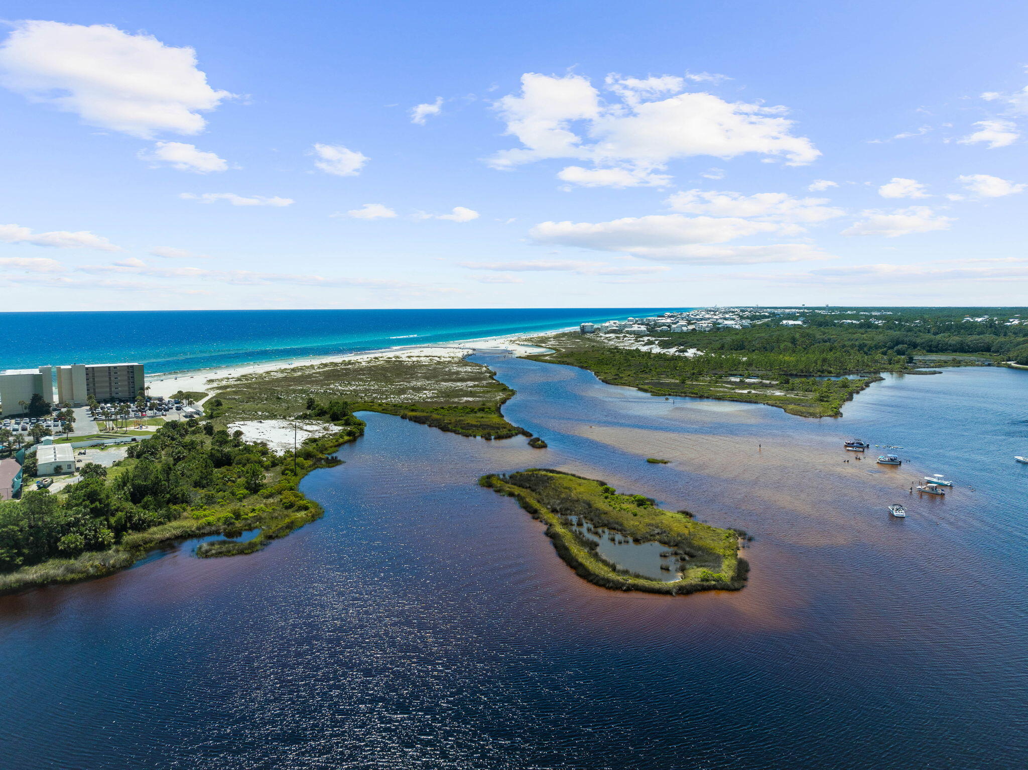 PINNACLE PORT - Residential