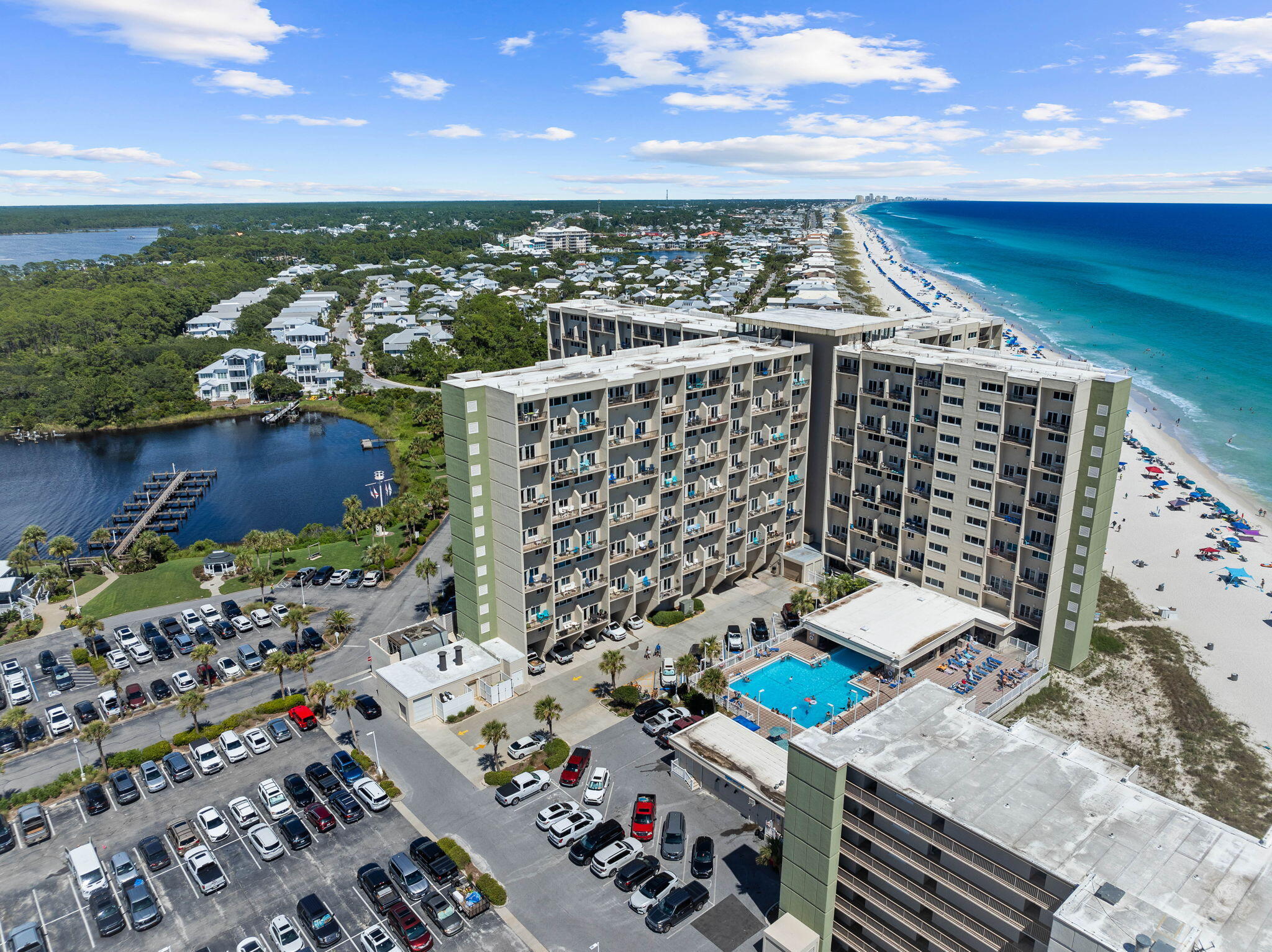 PINNACLE PORT - Residential