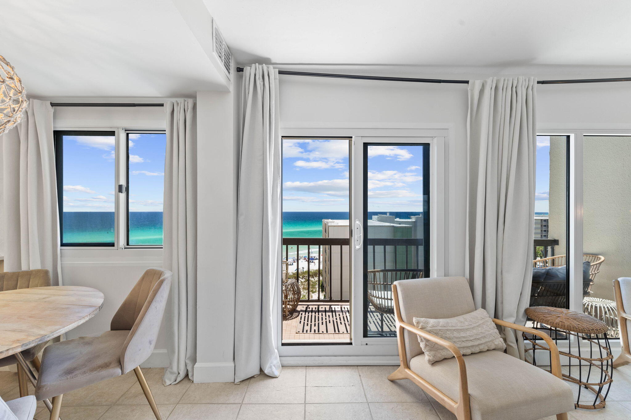 PINNACLE PORT - Residential