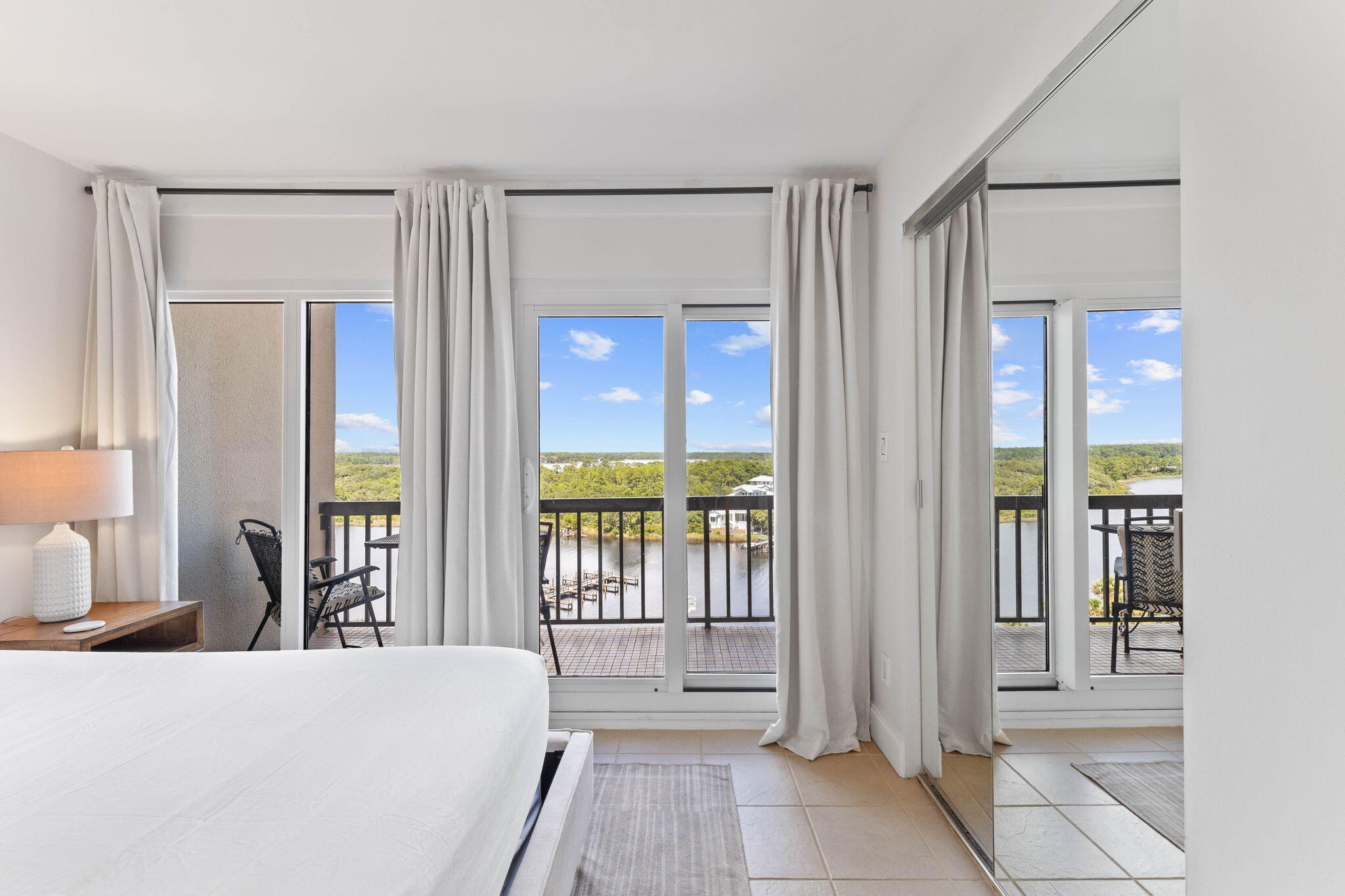 PINNACLE PORT - Residential