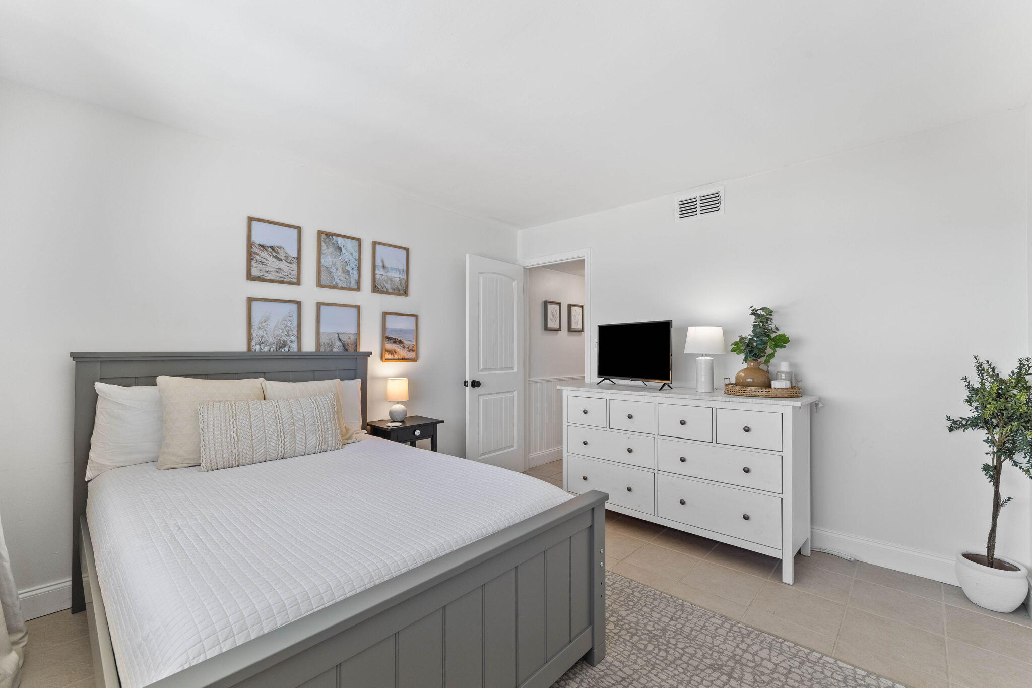 PINNACLE PORT - Residential