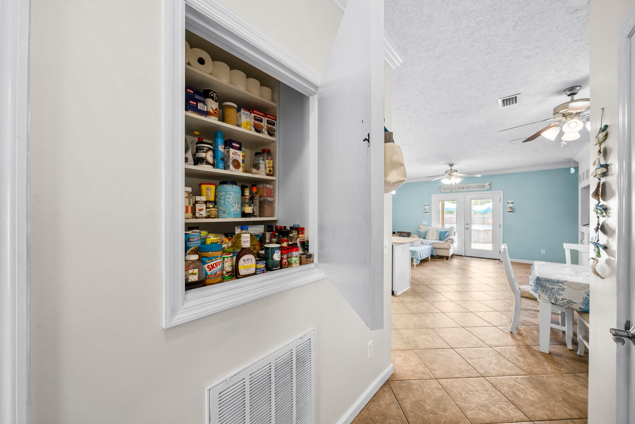 North Lagoon Oaks 7th Add - Residential