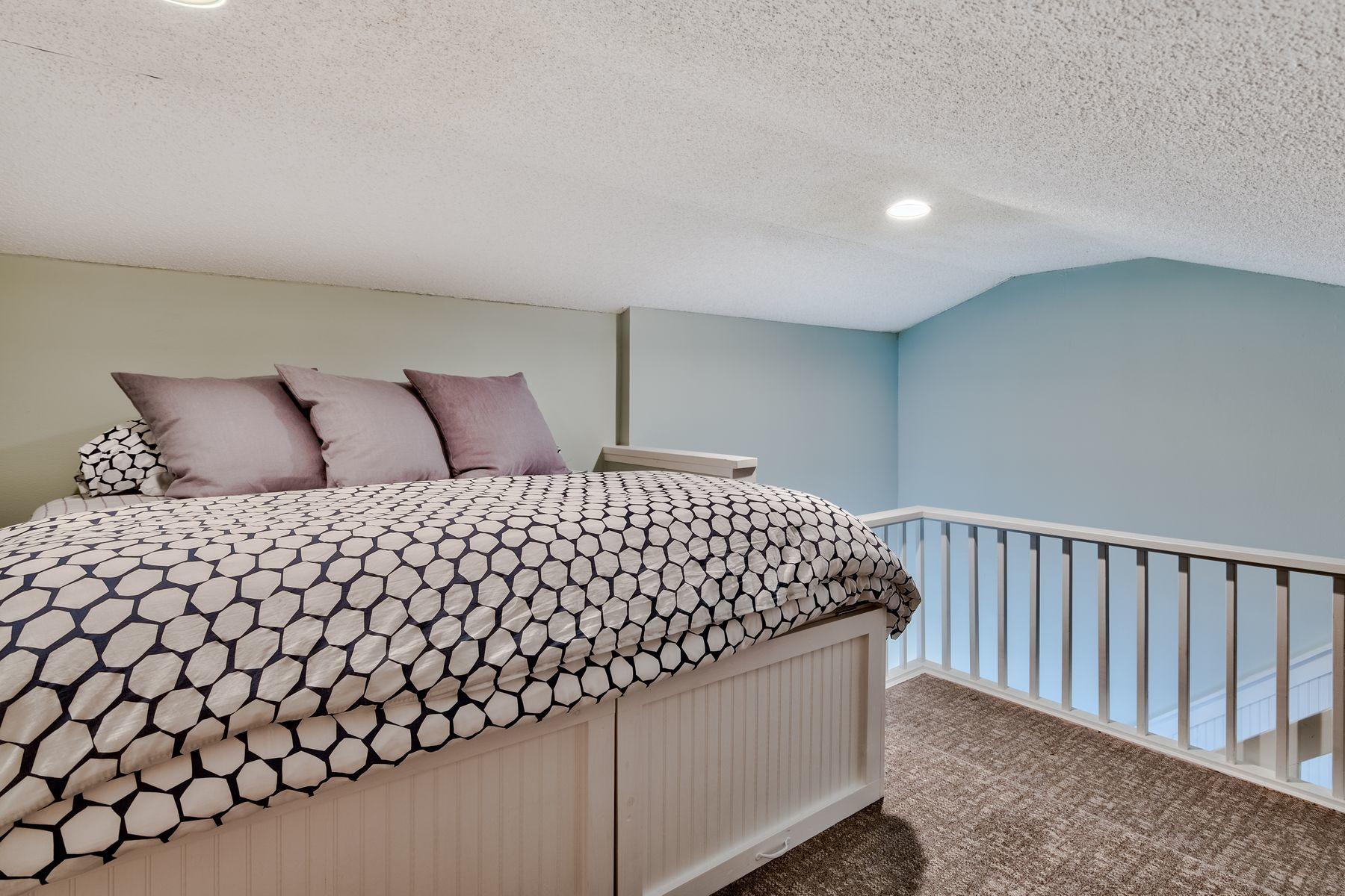 BLUE TIDE CONDO - Residential