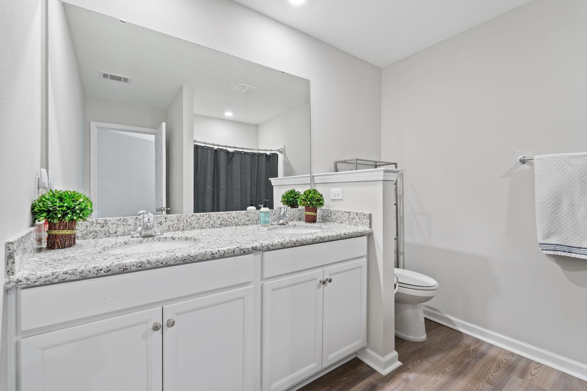 LAFAYETTE CREEK LANDING - Residential