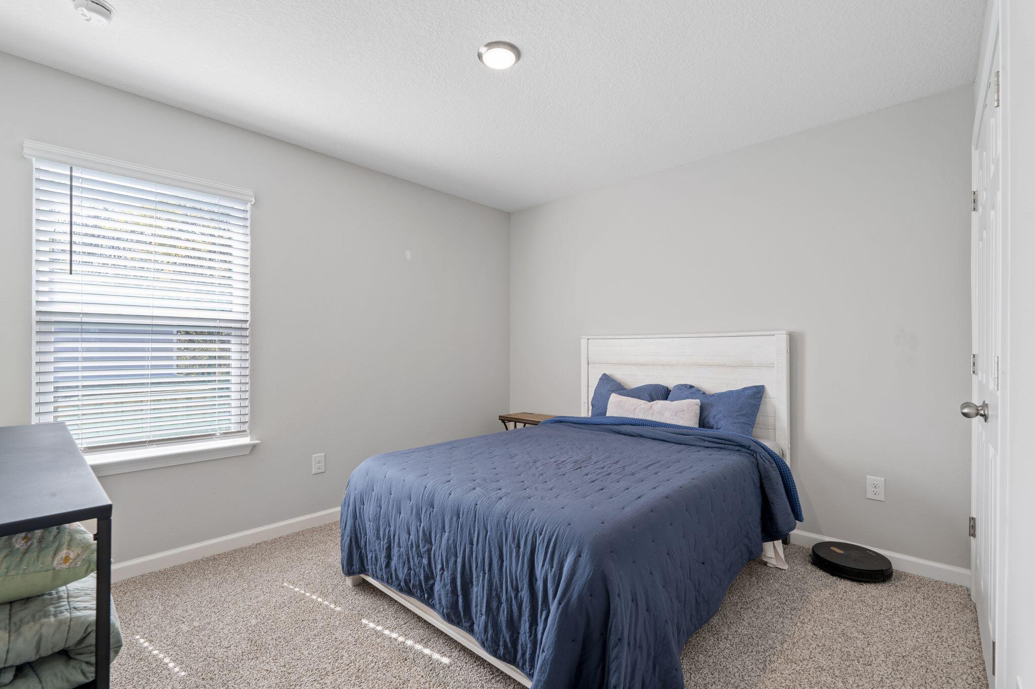 LAFAYETTE CREEK LANDING - Residential