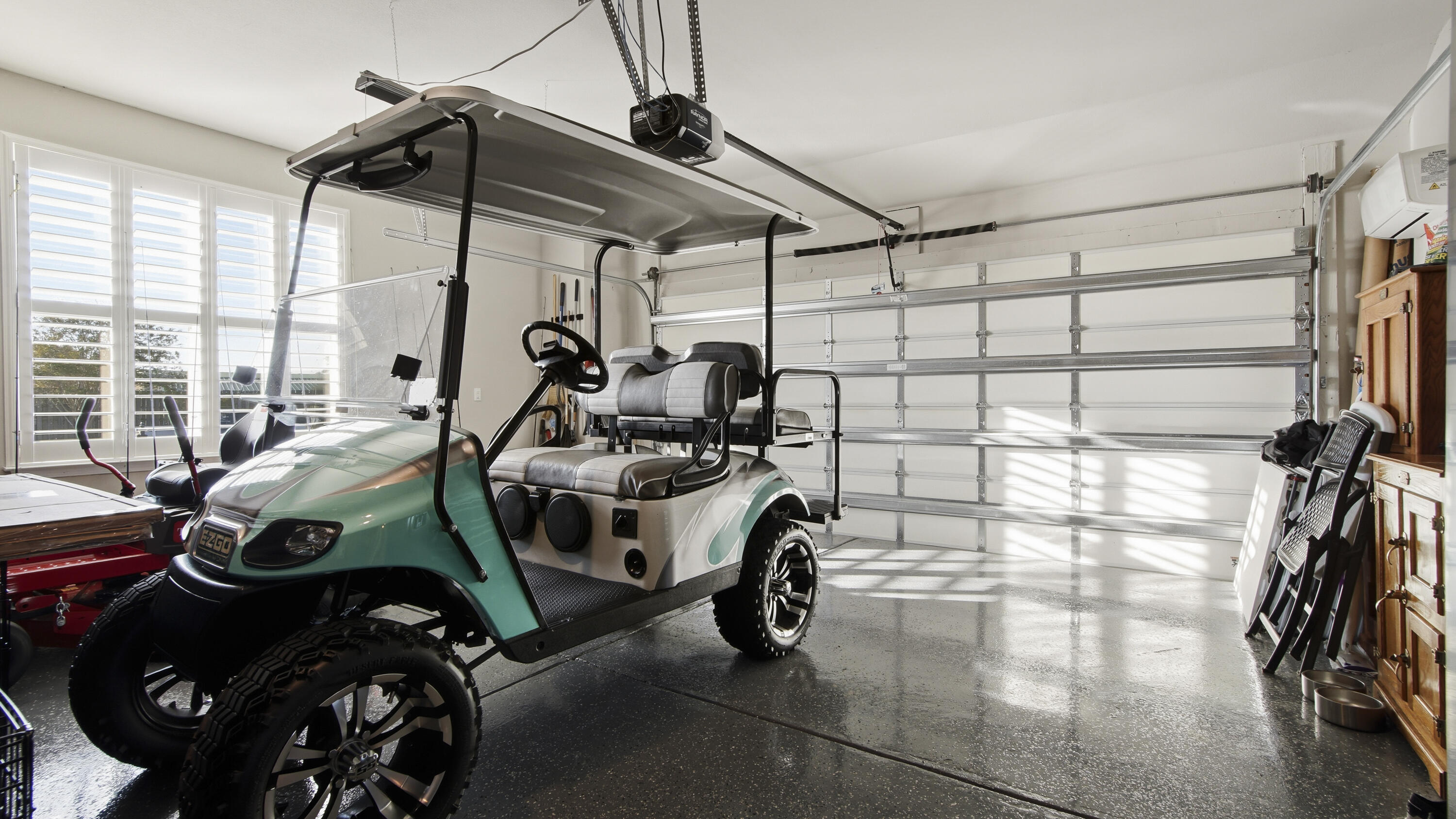 WINDSWEPT ESTATES - Residential