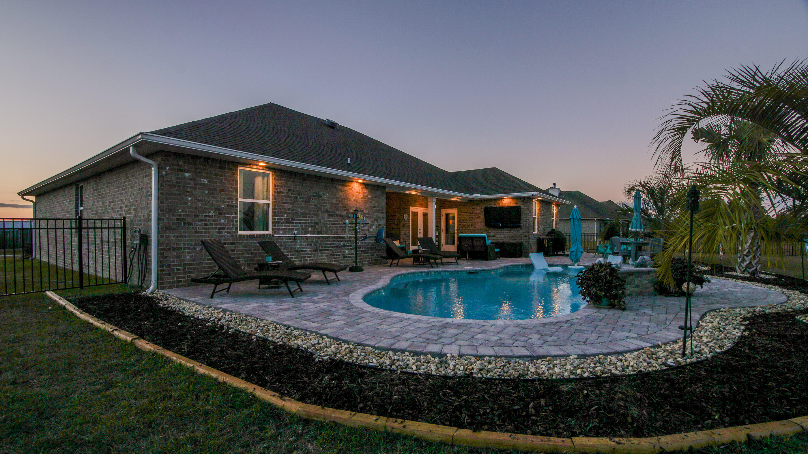 WINDSWEPT ESTATES - Residential