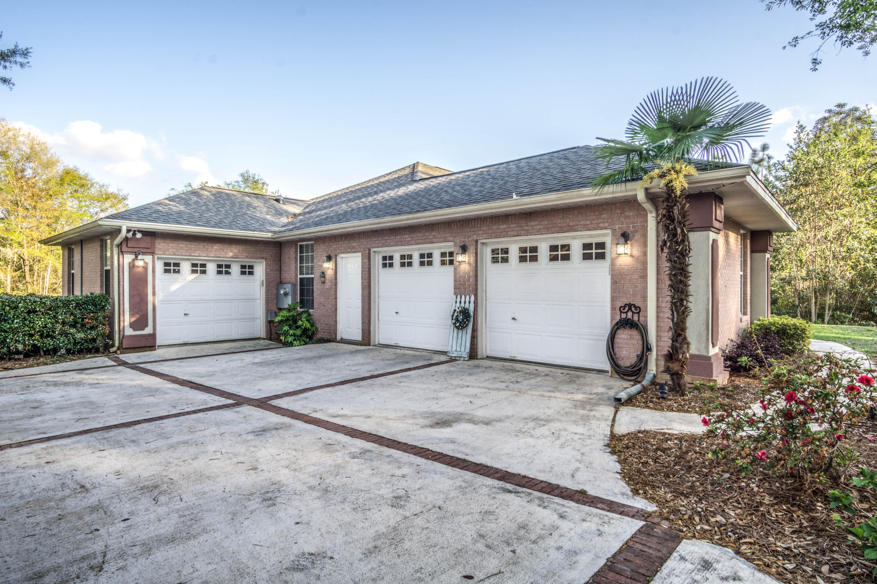 TIMBERLINE ESTATES - Residential