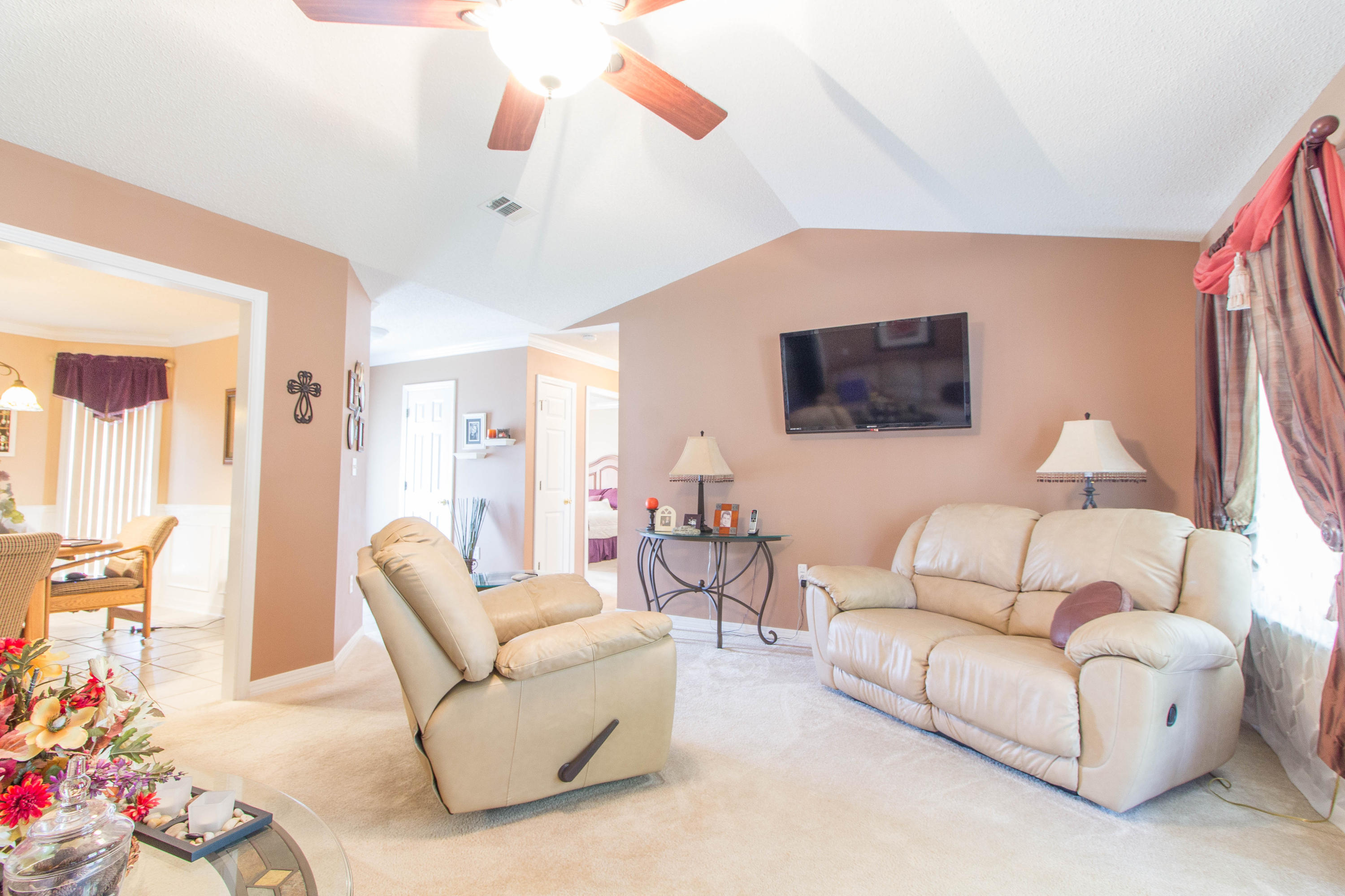 DEER VALLEY ESTATES - Residential