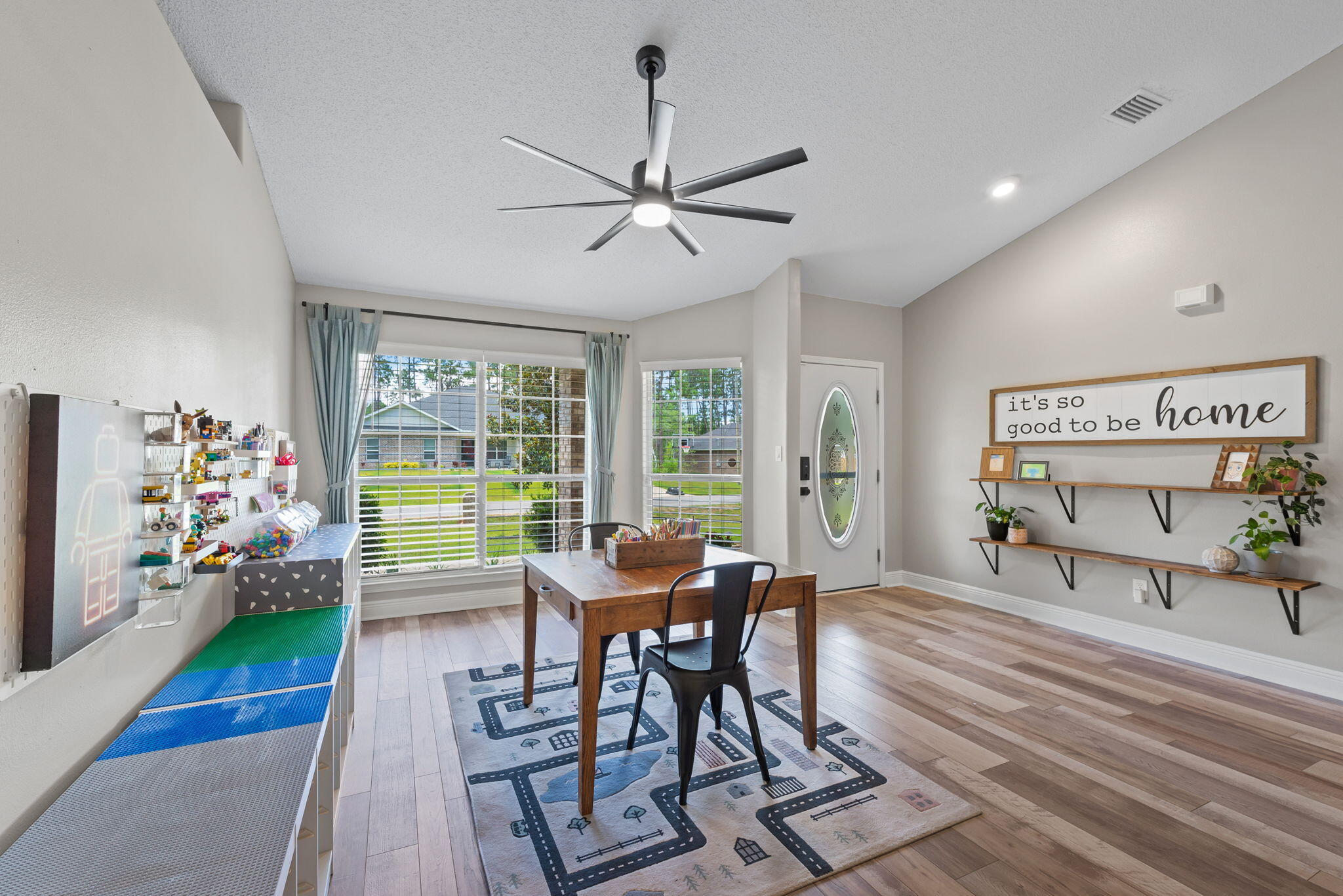 HOLLEY BY THE SEA - Residential