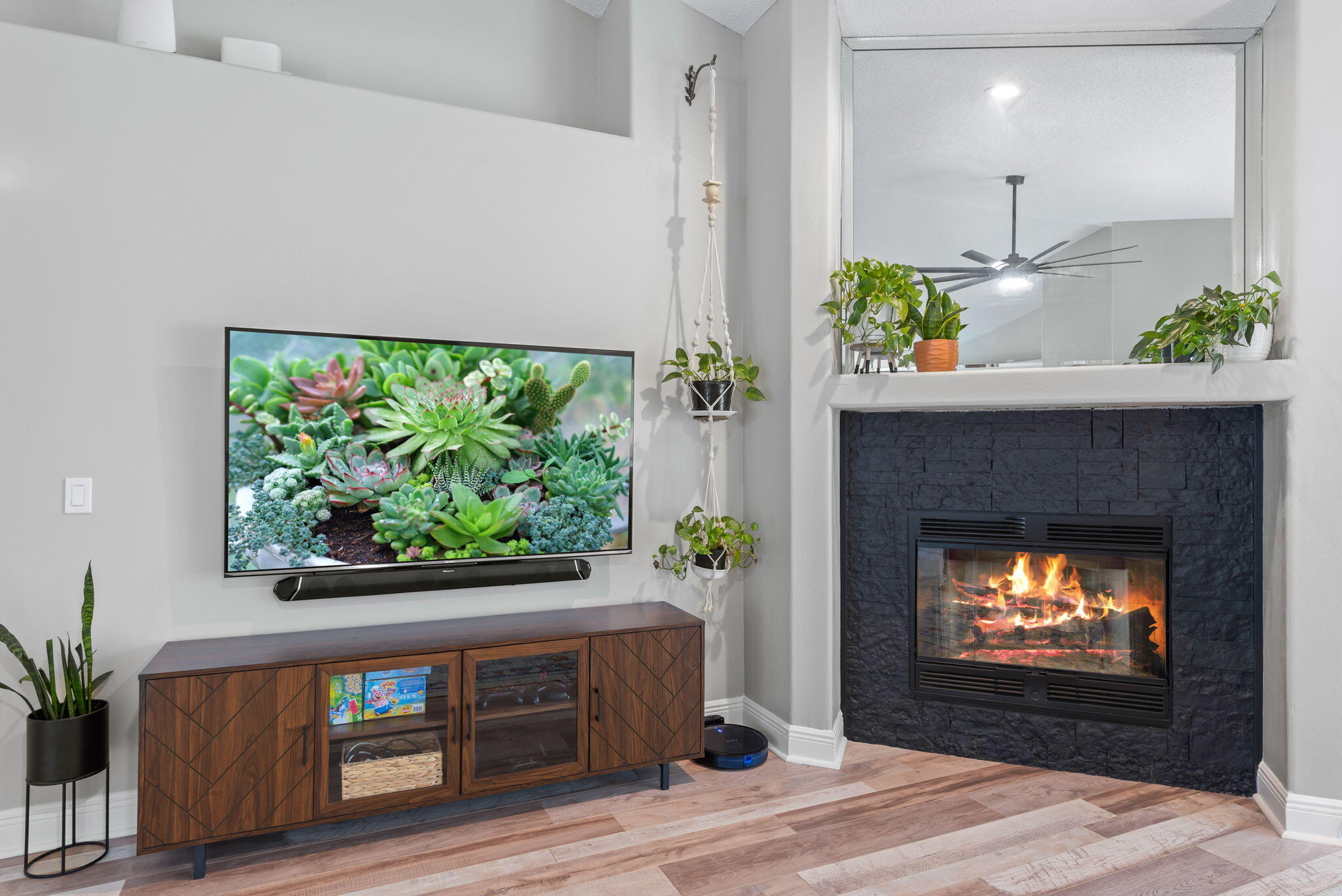 HOLLEY BY THE SEA - Residential