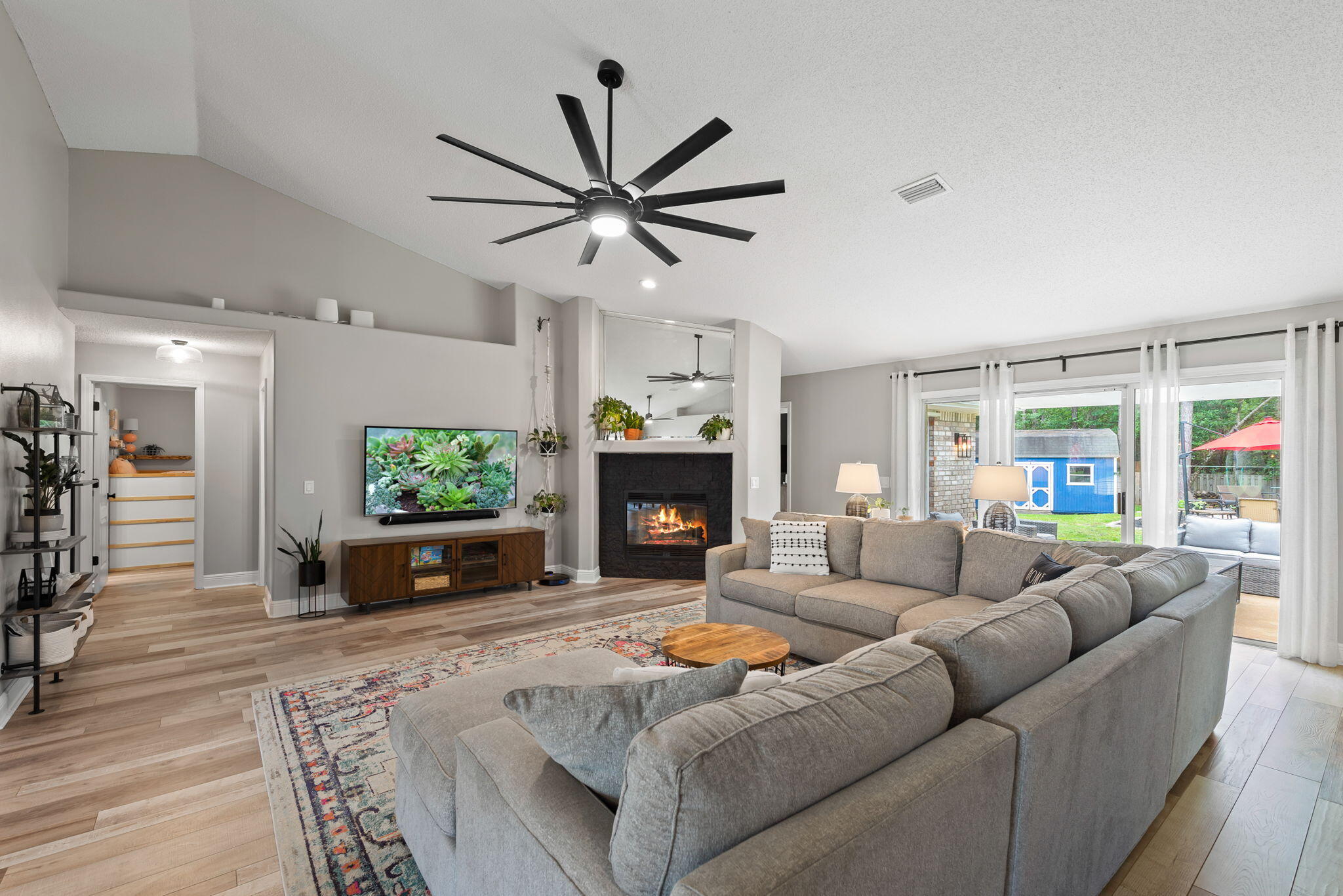 HOLLEY BY THE SEA - Residential