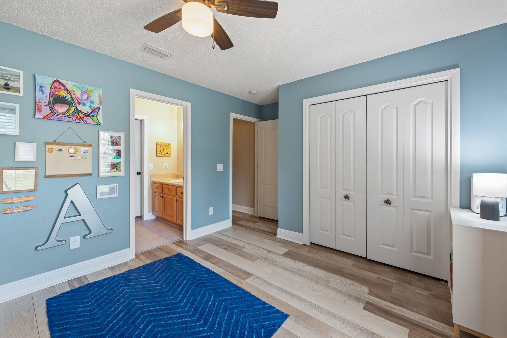 HOLLEY BY THE SEA - Residential