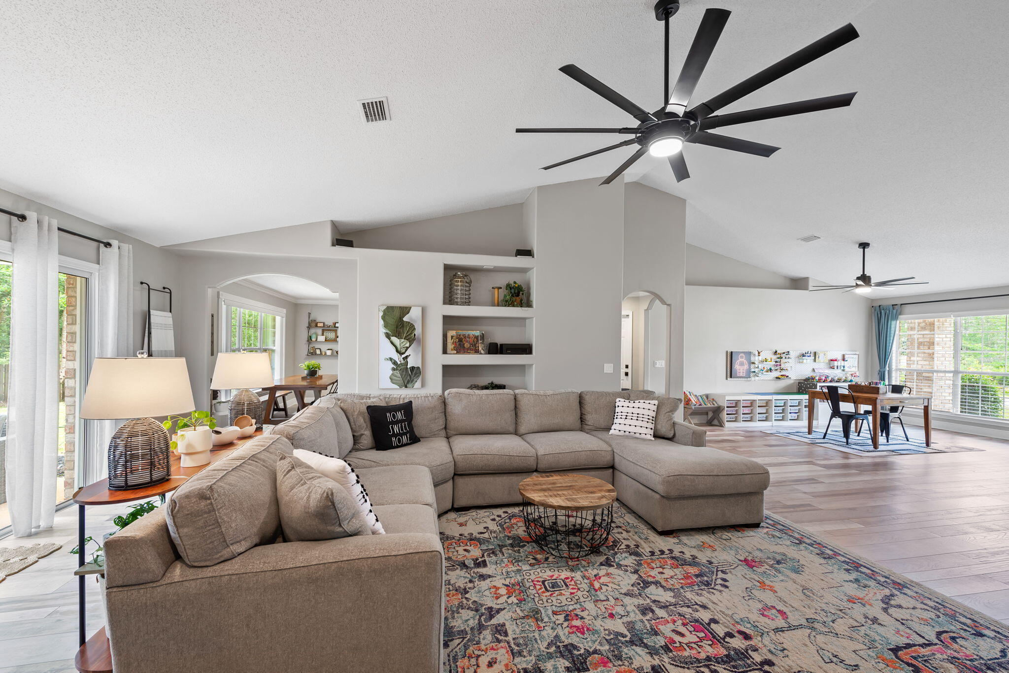 HOLLEY BY THE SEA - Residential