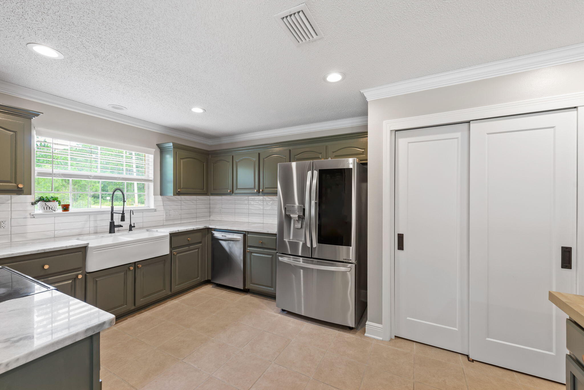 HOLLEY BY THE SEA - Residential