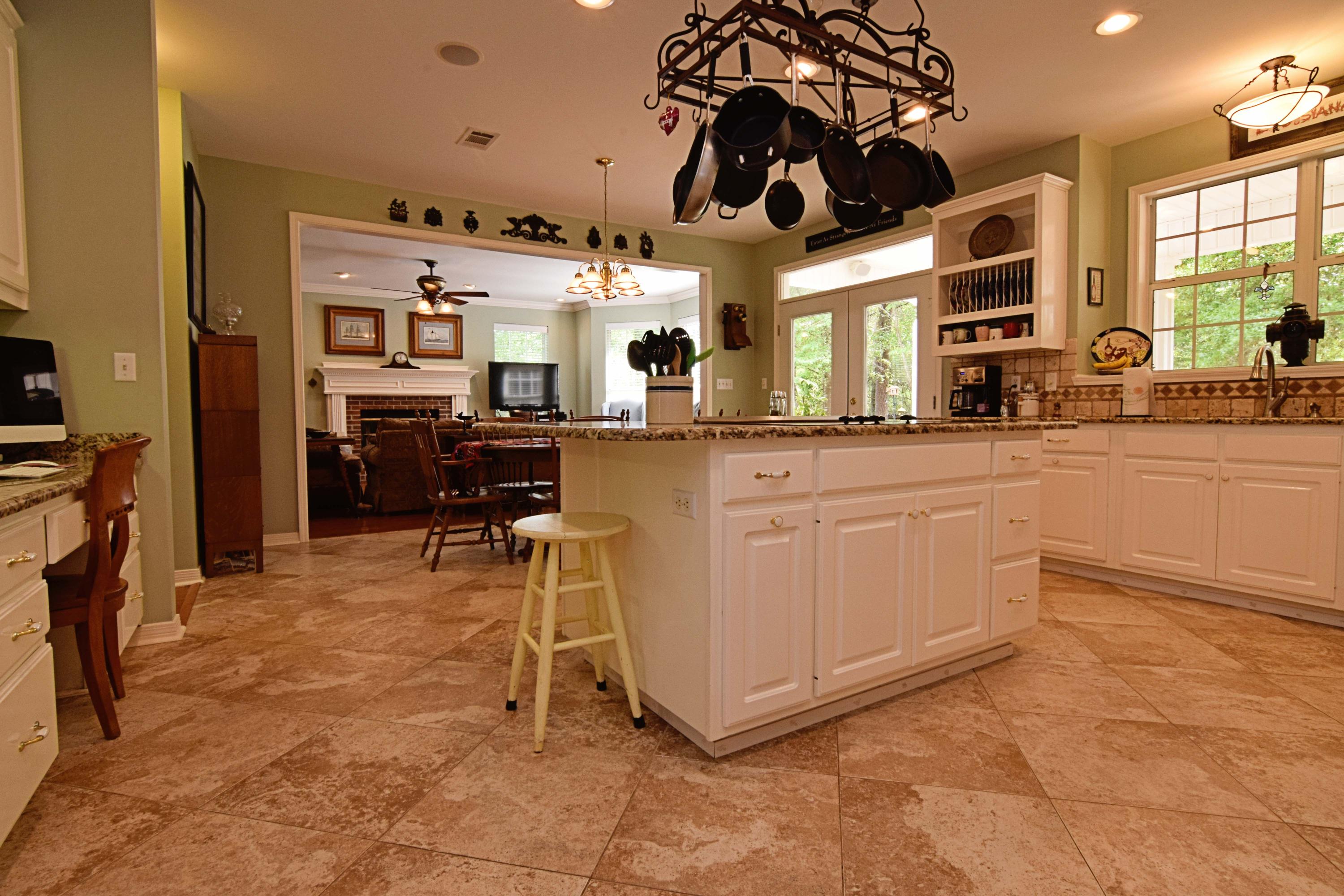 ROCKY BAYOU ESTATES 12A - Residential