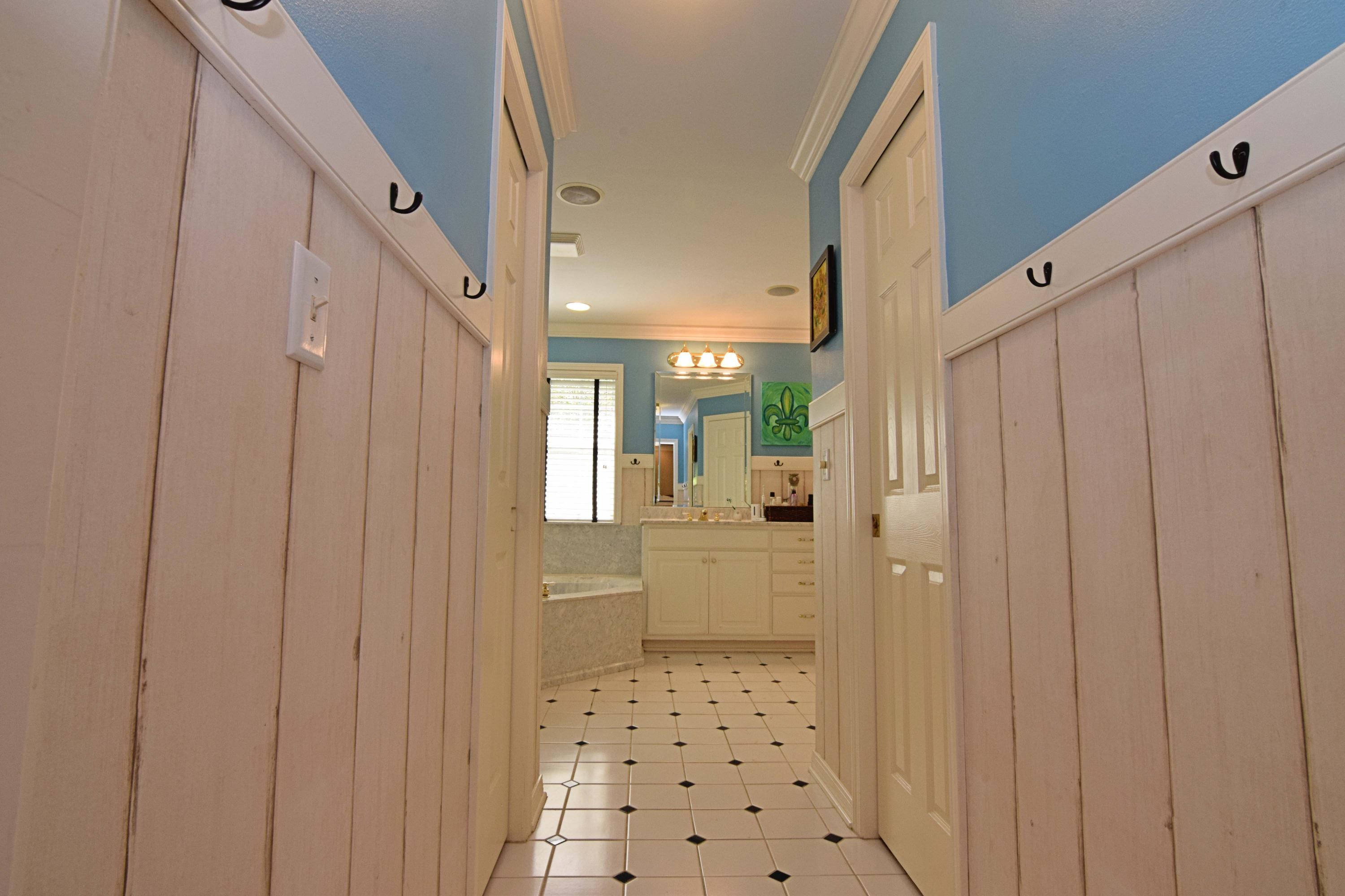 ROCKY BAYOU ESTATES 12A - Residential